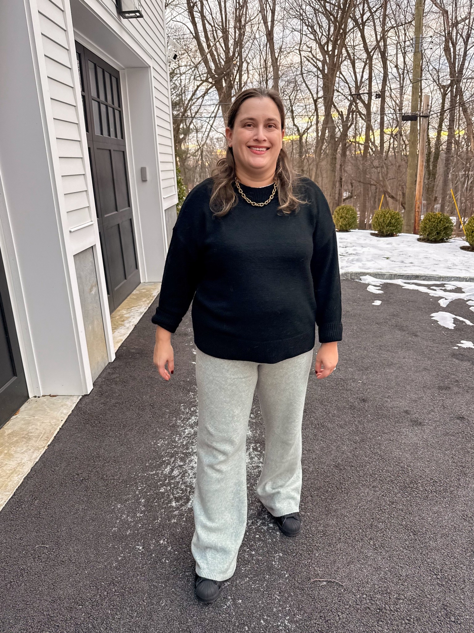 Cozy mom style 

#LTKmomlife #LTKootd #LTKMidsize