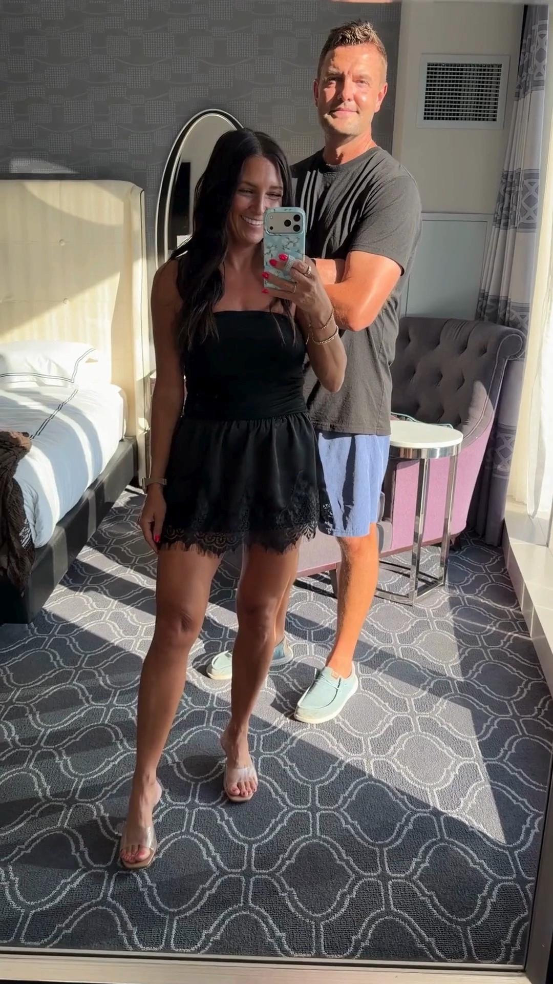 A quick overnight date in Charlotte! So much fun relaxing and unplugging for a couple good meals and a night at the Kimpton Tryon!

#LTKdayinmylife #LTKselfcare #LTKmomlife