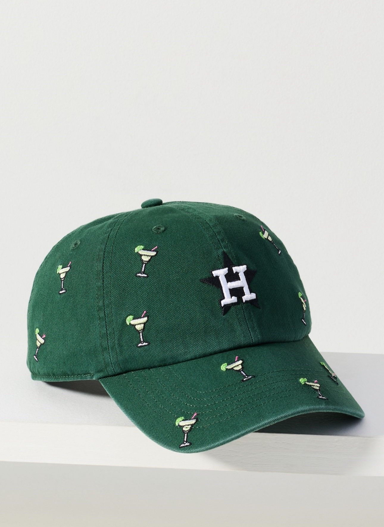 Anthropologie: '47 Scatter Drink Icons MLB Baseball Cap

What’s better than the perfect baseball hat? Just add some cocktails of course! 

#LTKU #LTKActive #LTKGiftGuide