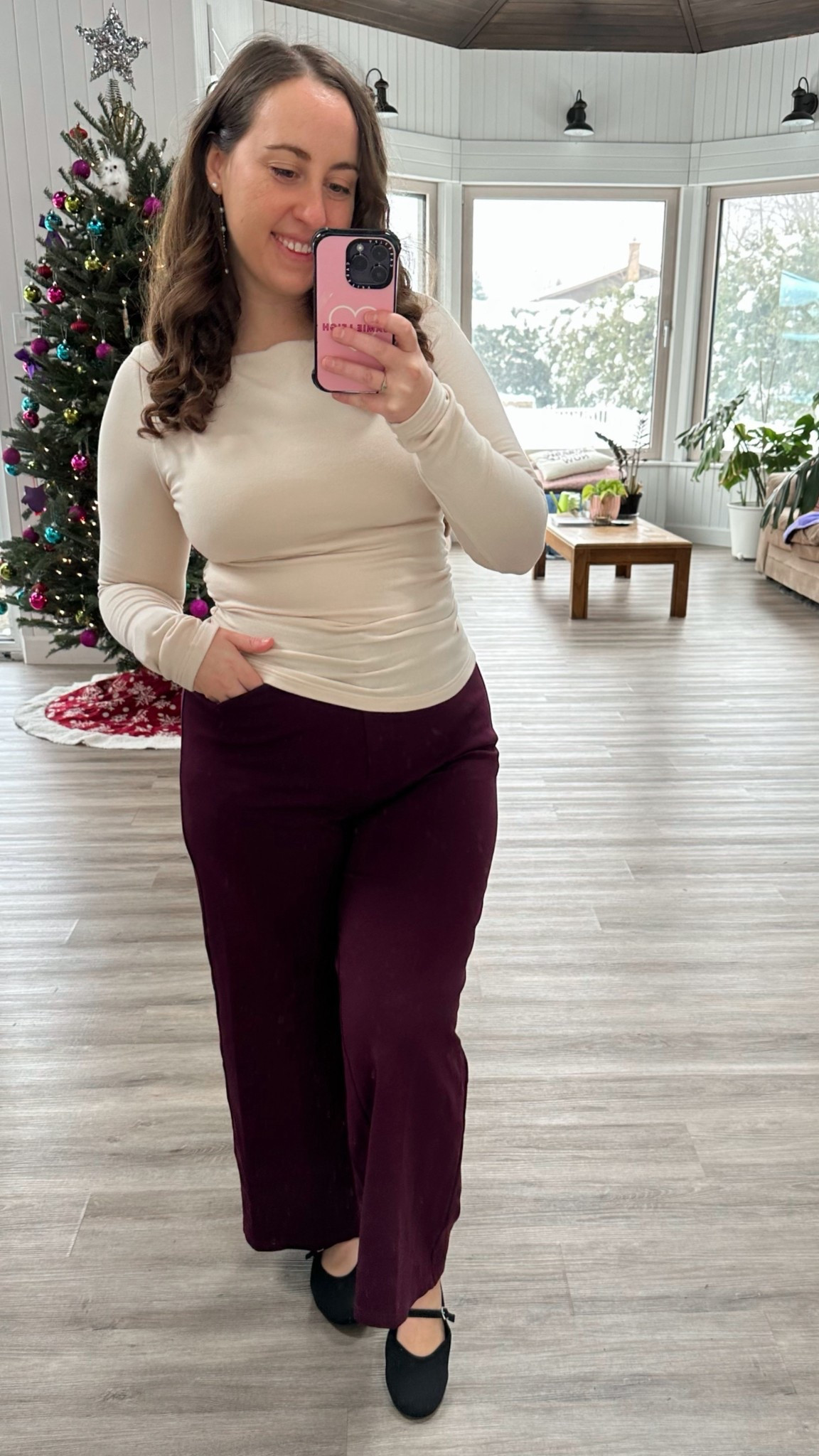 Finally got my Christmas tree up and feeling so festive! 

#LTKHoliday #LTKootd #LTKPetite