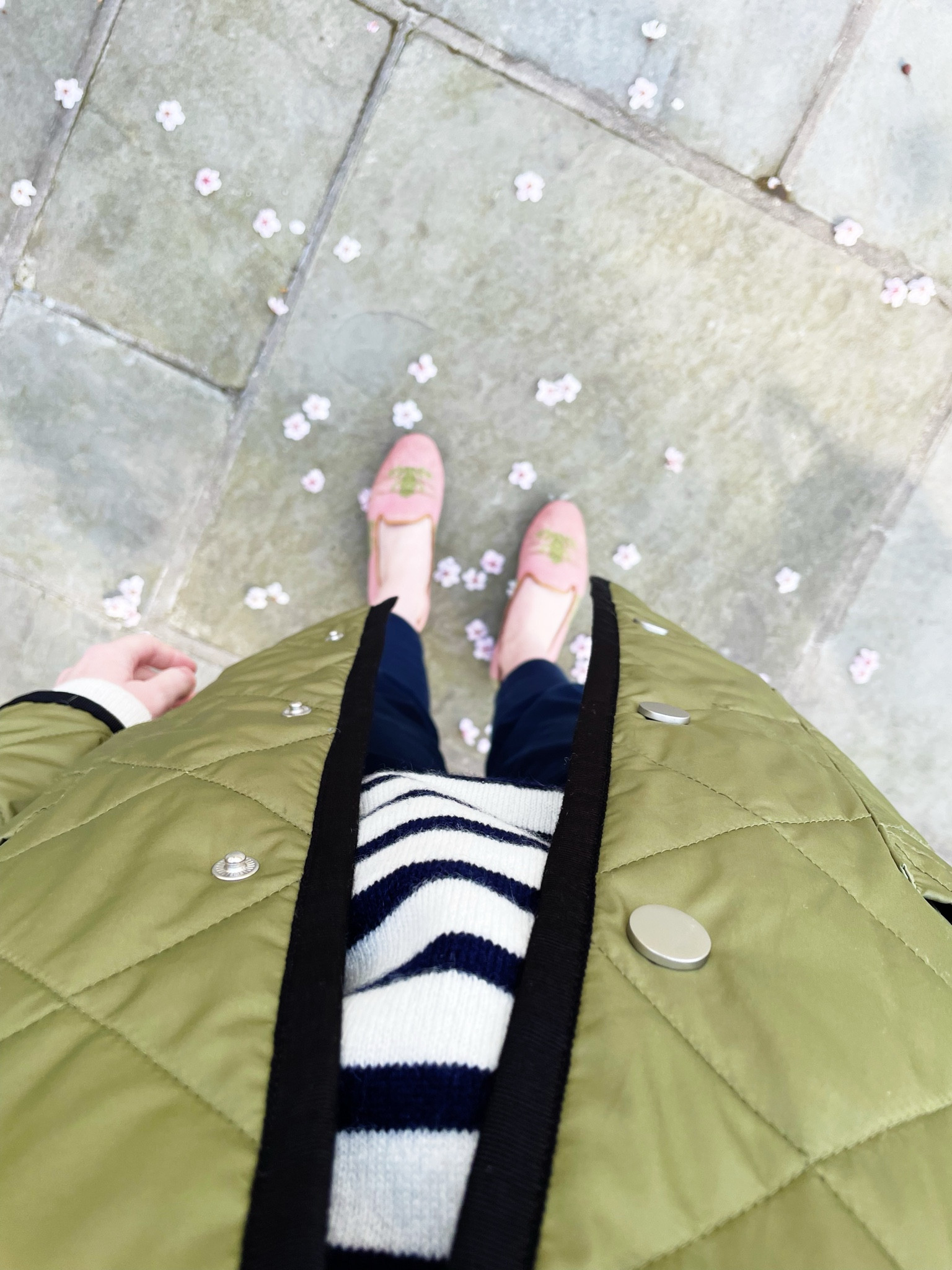 Stripes and blossoms for the perfect spring pairing

#LTKshoecrush #LTKSeasonal #LTKfindsunder100