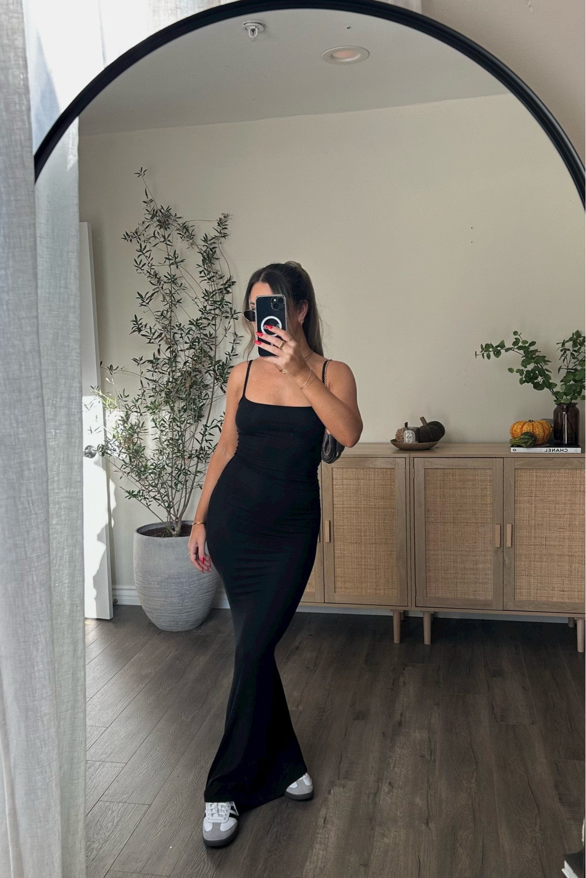 Black bodycon maxi dress 

#LTKstyletip