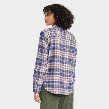 Women&#39;s Relaxed Fit Long Sleeve Flannel Button-Down Shirt - Universal Thread&#8482; Blue Plai... | Target