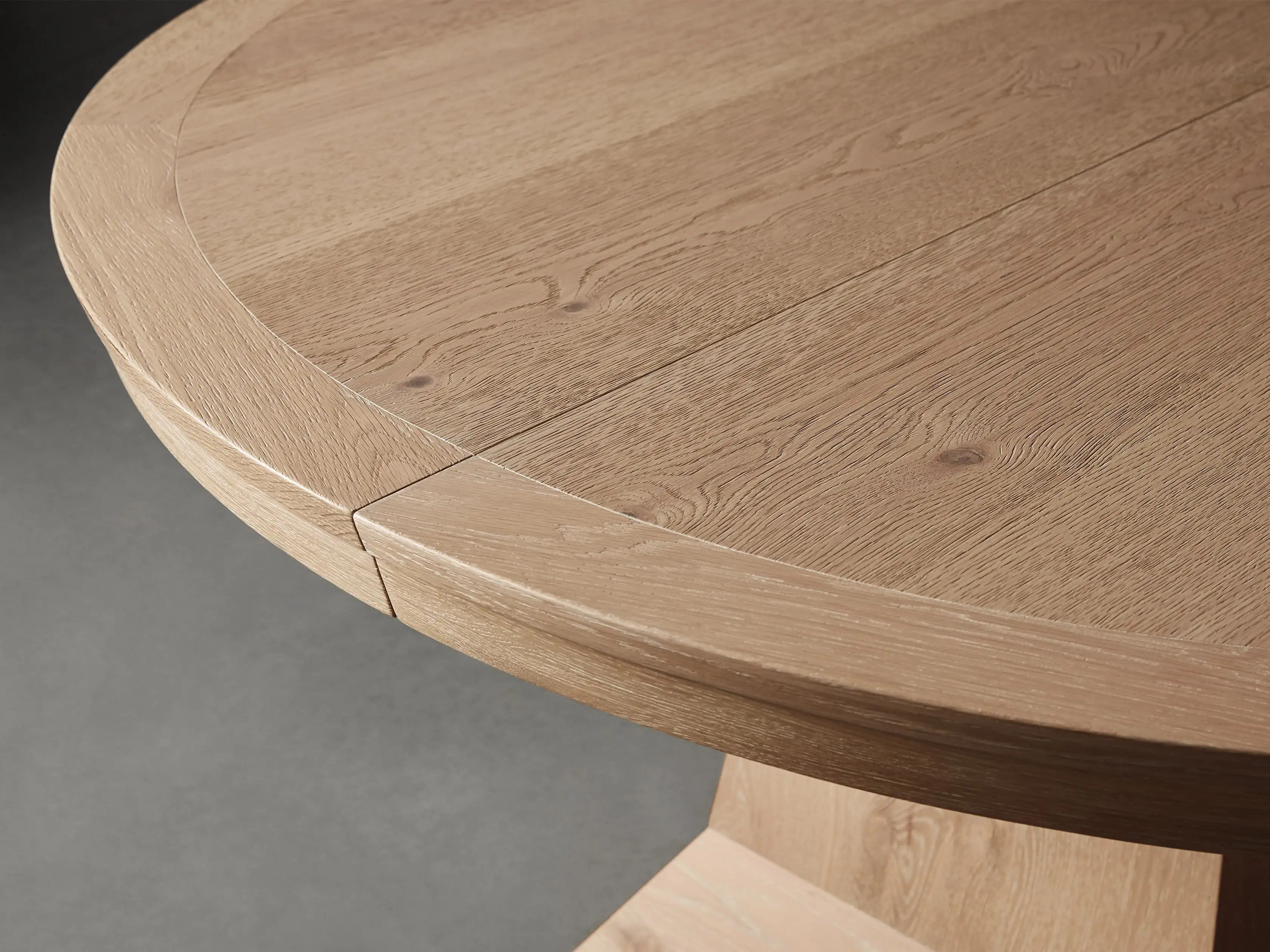 Leighton Dining Table | Arhaus