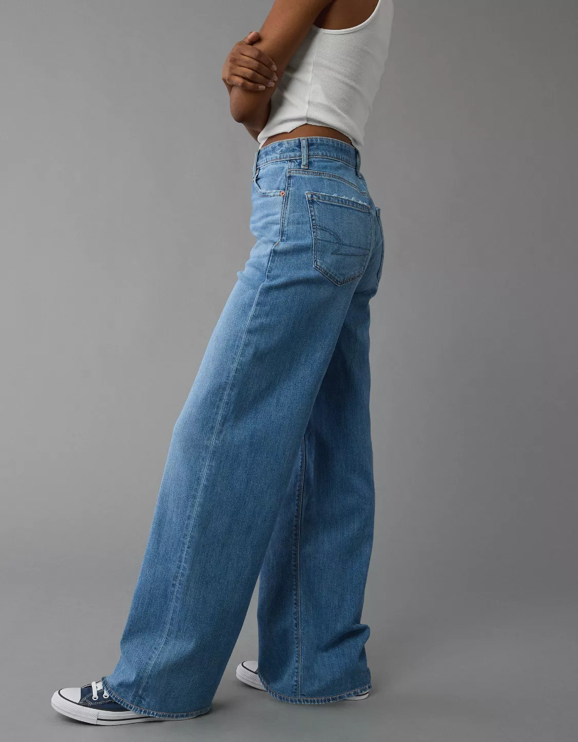 AE Dreamy Drape Stretch Super High-Waisted Baggy Wide-Leg Jean | American Eagle Outfitters (US & CA)
