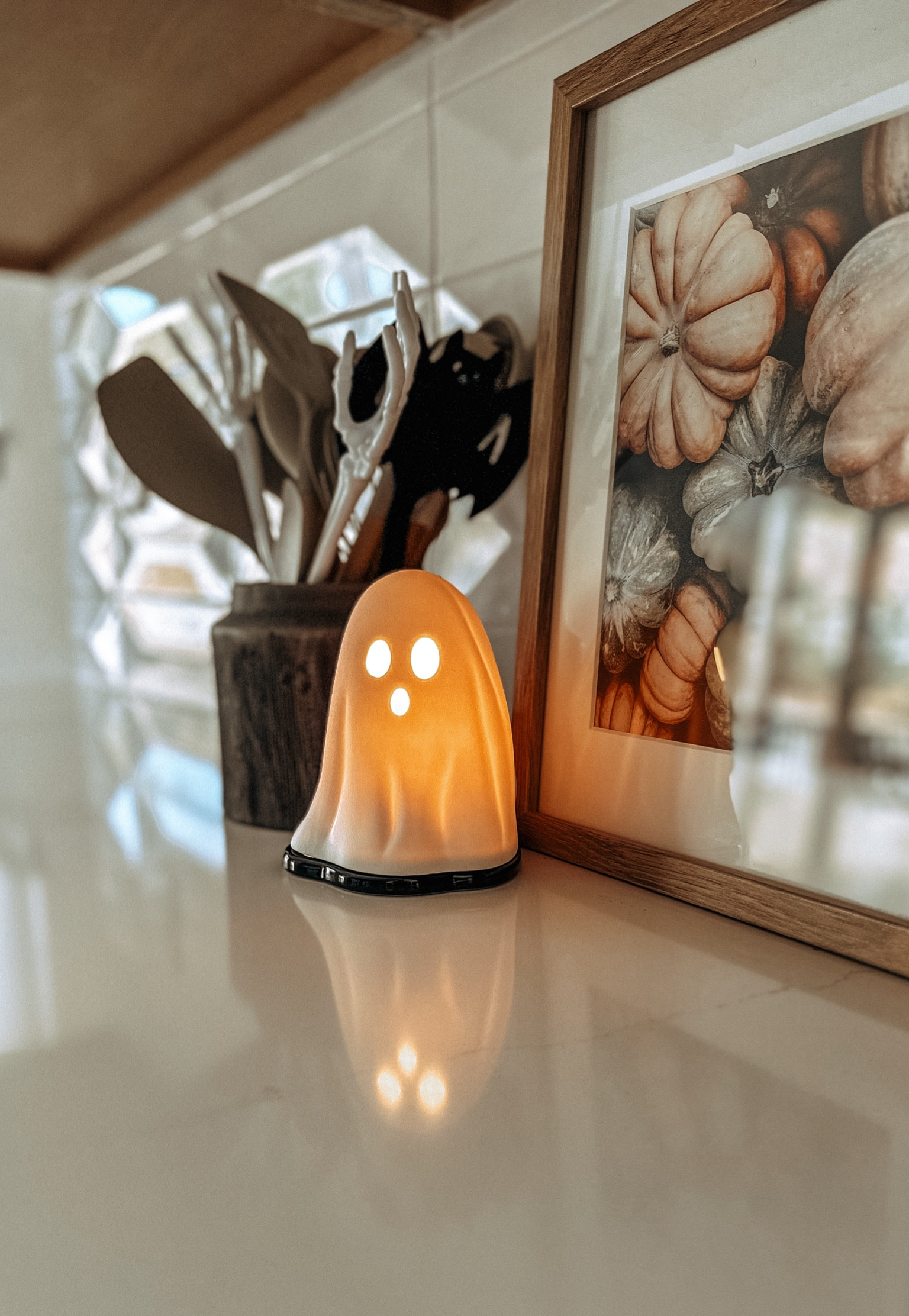 Ghost Wax Warmer. 👻

#LTKSeasonal #LTKStyleTip #LTKHome