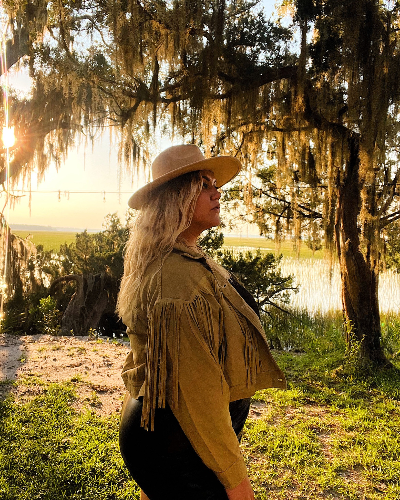 See the Good in All Things 

#LTKSeasonal #LTKcurves #LTKtravel