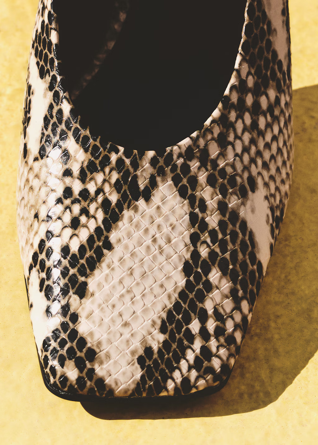 Animal-print high heeled shoes | Mango (US/MX/AU)