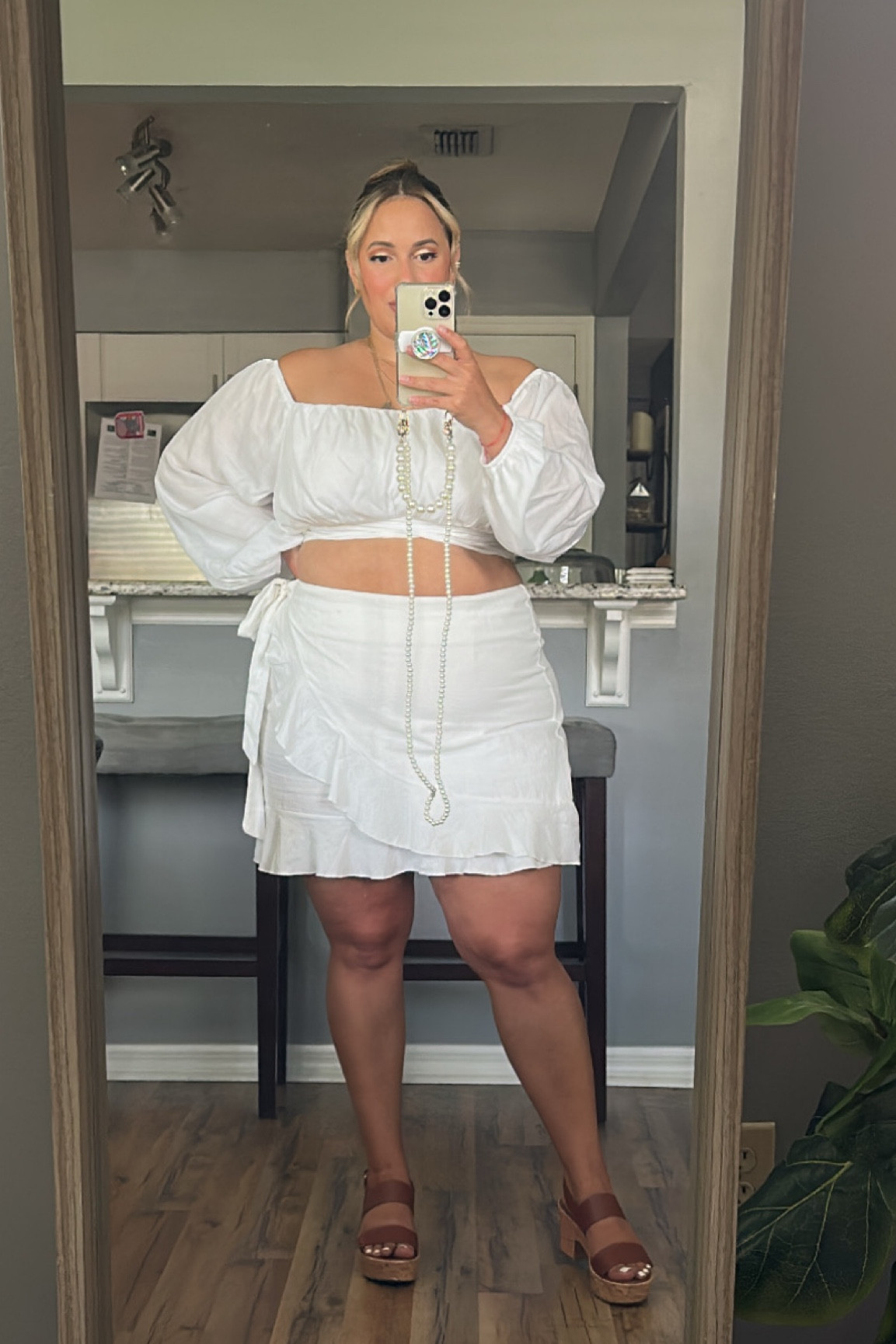All white brunch outfits are risqué bc your clothes are like “let me taste that” 😂🤣🤣 but they’re soooo cute! 🤍🤍🤍

Crop top and skirt are super flowy and perfect for this FL heat 🔥☀️

#LTKunder50 #LTKcurves #LTKstyletip
