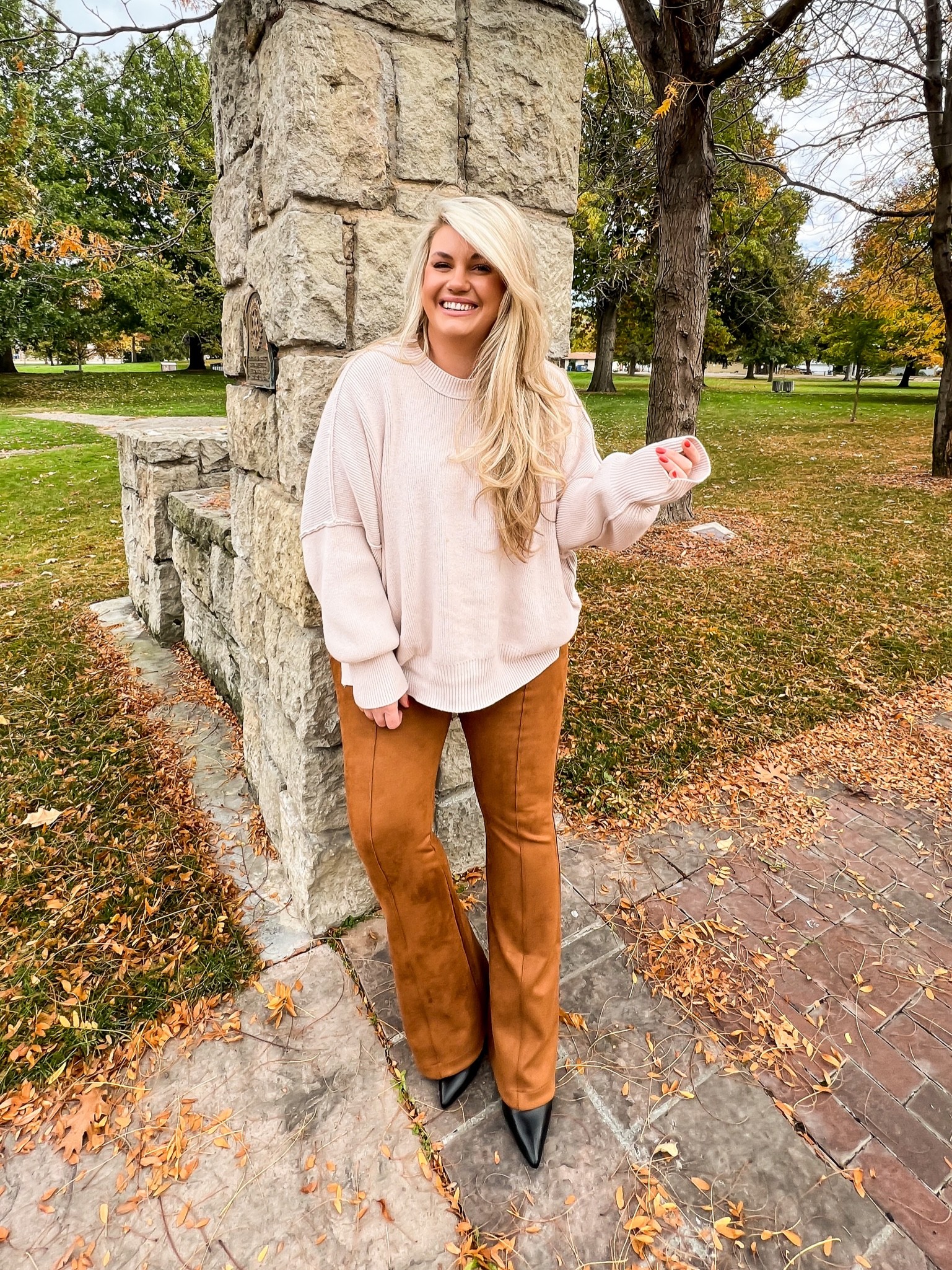 Thanksgiving outfit! These Spanx suede pants feel like pajamas! Love the color! Love the fit! I’m in an xl. I paired it with my favorite oversized sweater! I’m in a large (runs big) 

#LTKstyletip #LTKcurves #LTKHoliday