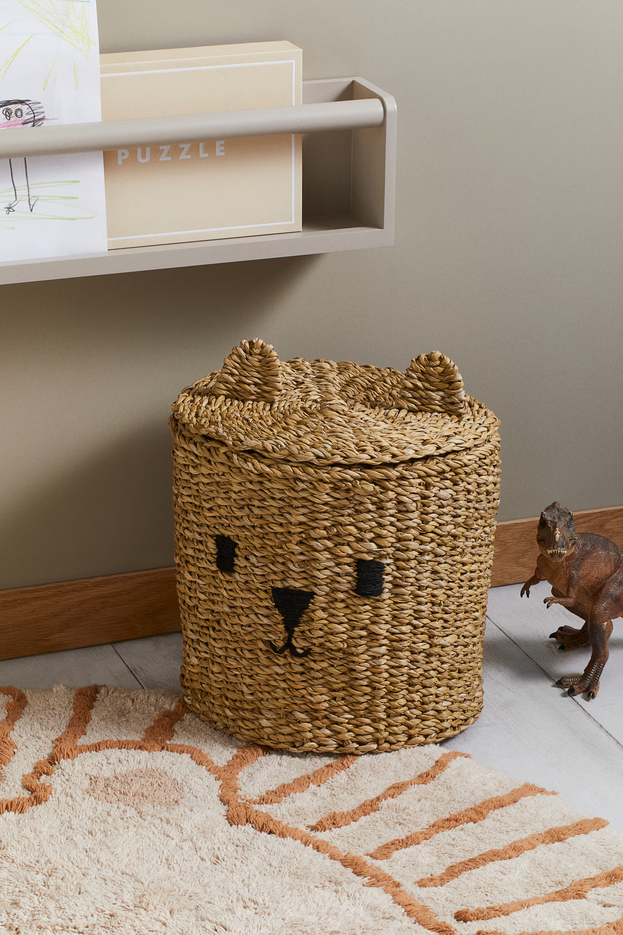 Storage basket with a lid | H&M (UK, MY, IN, SG, PH, TW, HK)