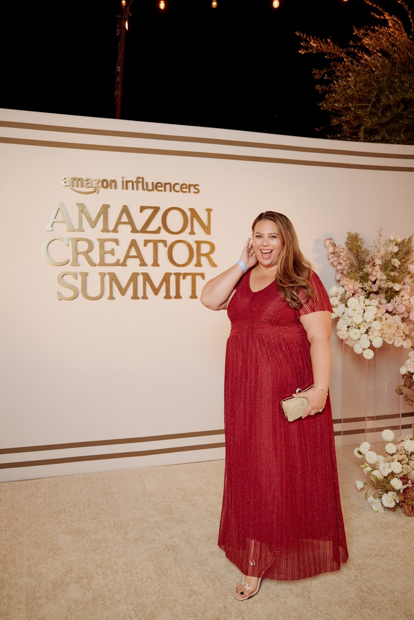 Looking for a comfy, glam, sparkly dress for your next formal? This one was a dream! Wearing xxl as a size 20W / 5’8” 

#LTKHoliday #LTKStyleTip #LTKPlusSize