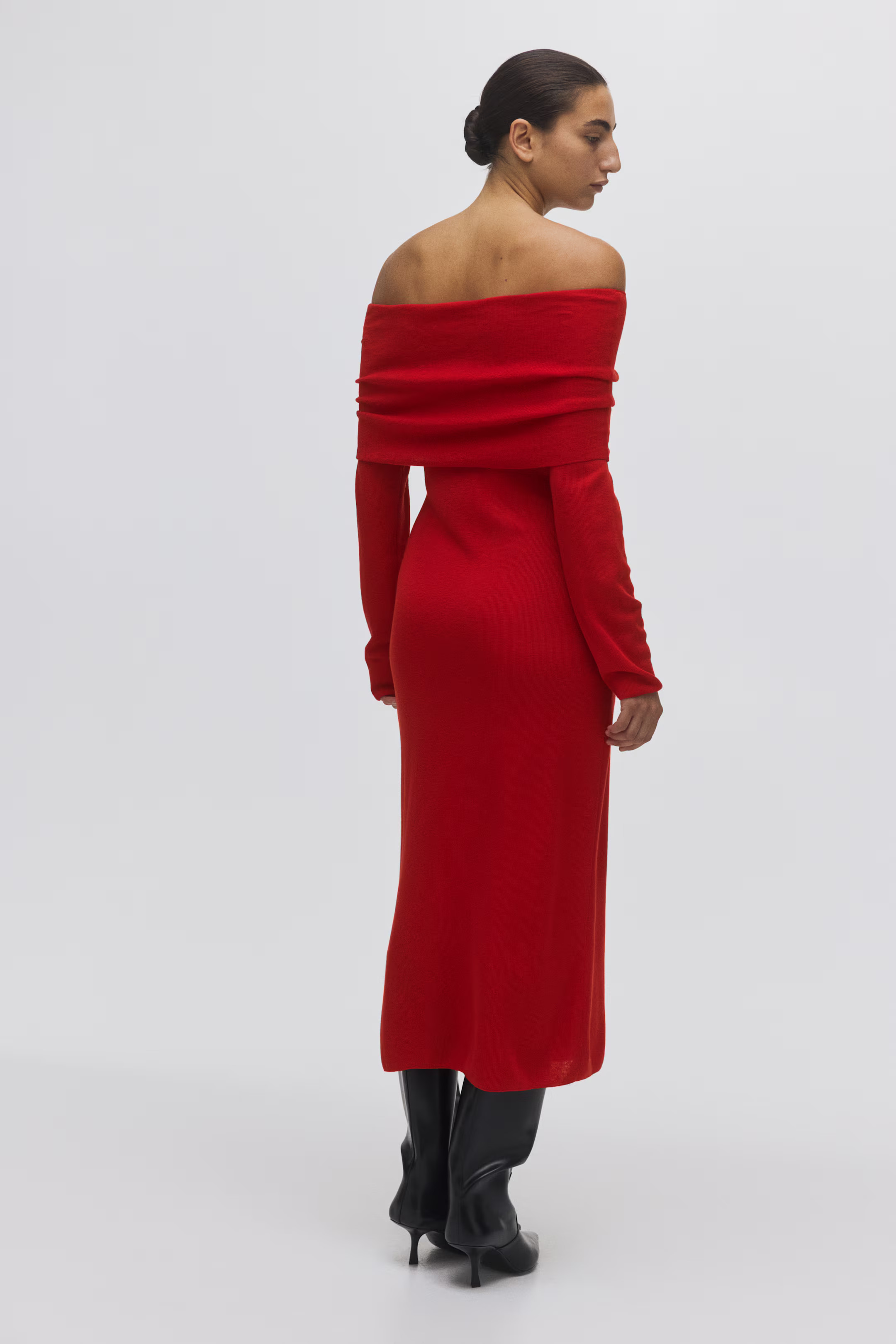 Off-the-Shoulder Dress | H&M (US + CA)