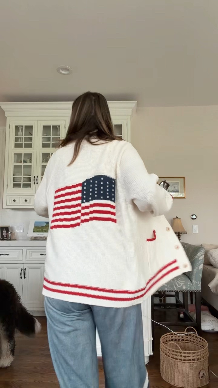 I’m obsessed with this sweater.  Slightly new design but the softness is so good  

#LTKSeasonal #LTKOver40 #LTKootd