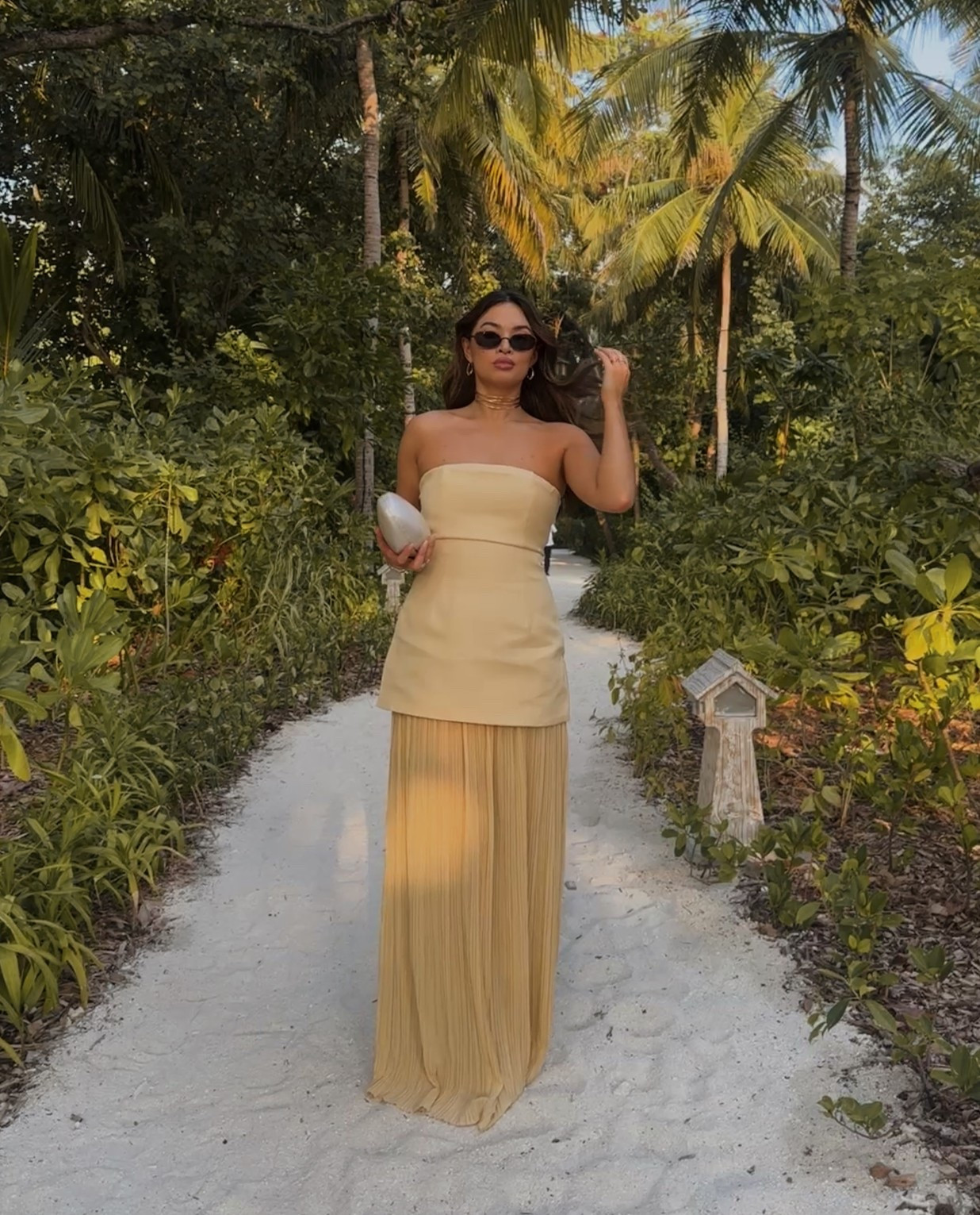 first dinner in the maldives 🏝️💛 #holidaydress #holidaystyle 

#LTKtravel