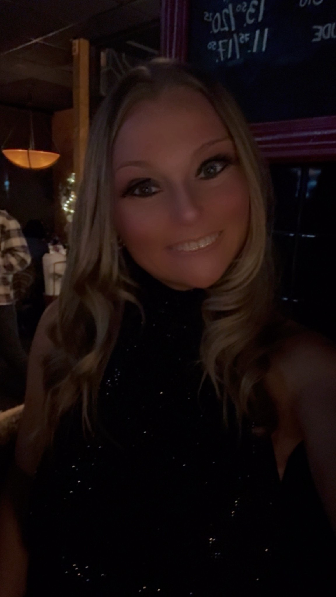 I love this time of year. Sequins, sparkles, and diamonds are never over the top.

#LTKBeauty #LTKdayinmylife #LTKgrwm