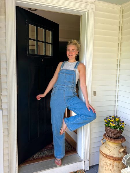 The perfect pair of denim overalls from Amazon - super affordable, stretchy denim, so many colors. I’m 5’5 and they are a perfect full length 

#LTKSeasonal #LTKFestival #LTKGiftGuide