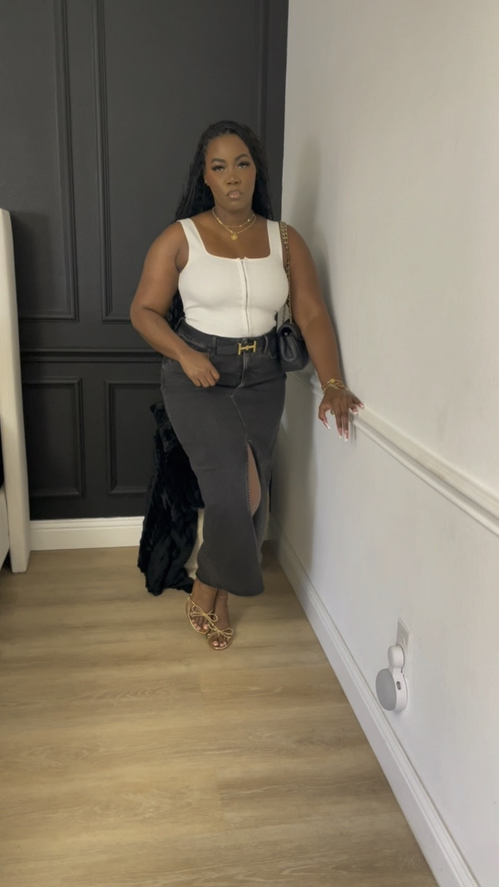 Denim pencil skirt ootd

#LTKOver40 #LTKU #LTKVideo