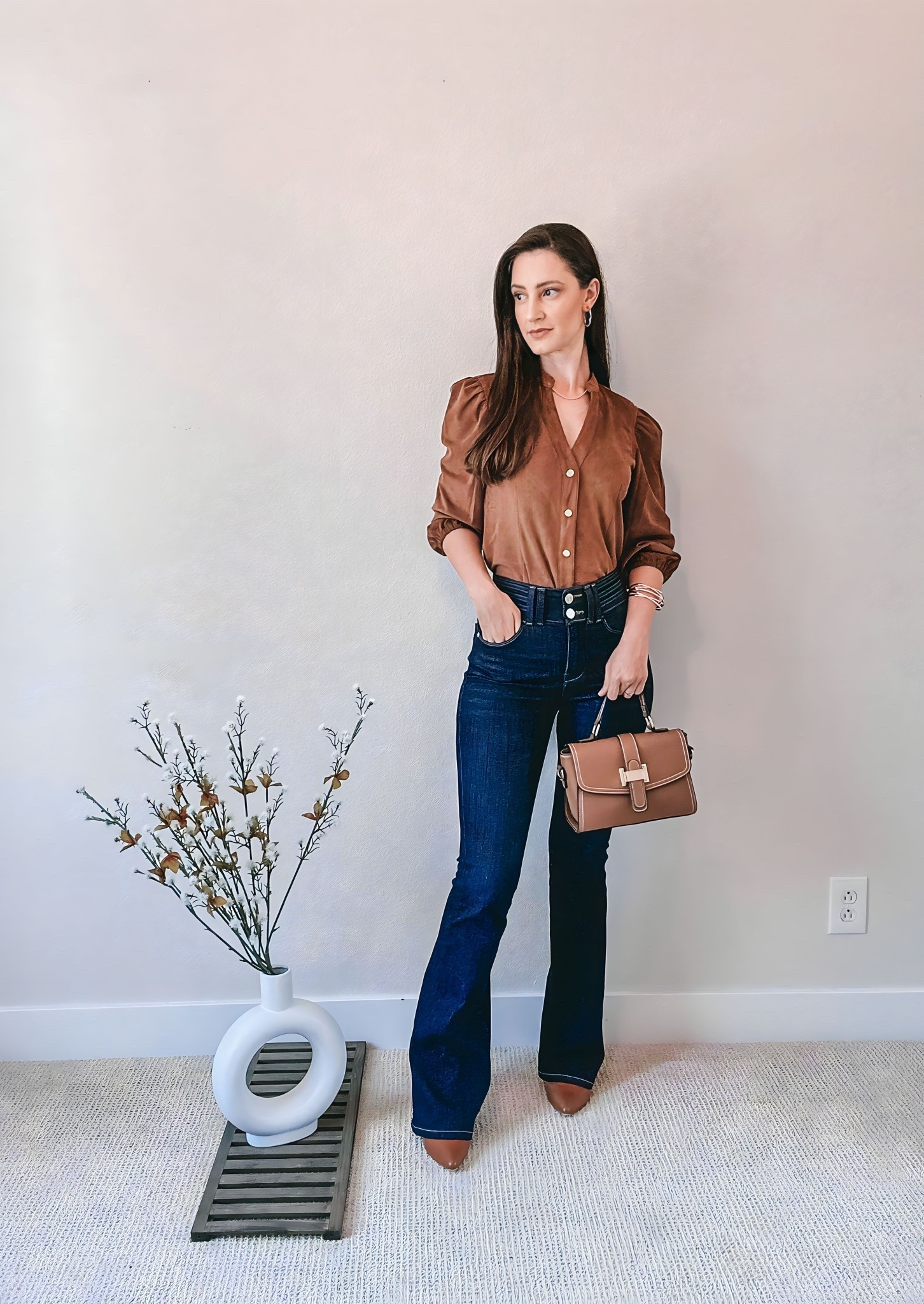 Fall Business Casual Outfit
Suede blouse 
Brown outfits for fall 
Frame denim jeans 

#LTKWorkwear #LTKStyleTip