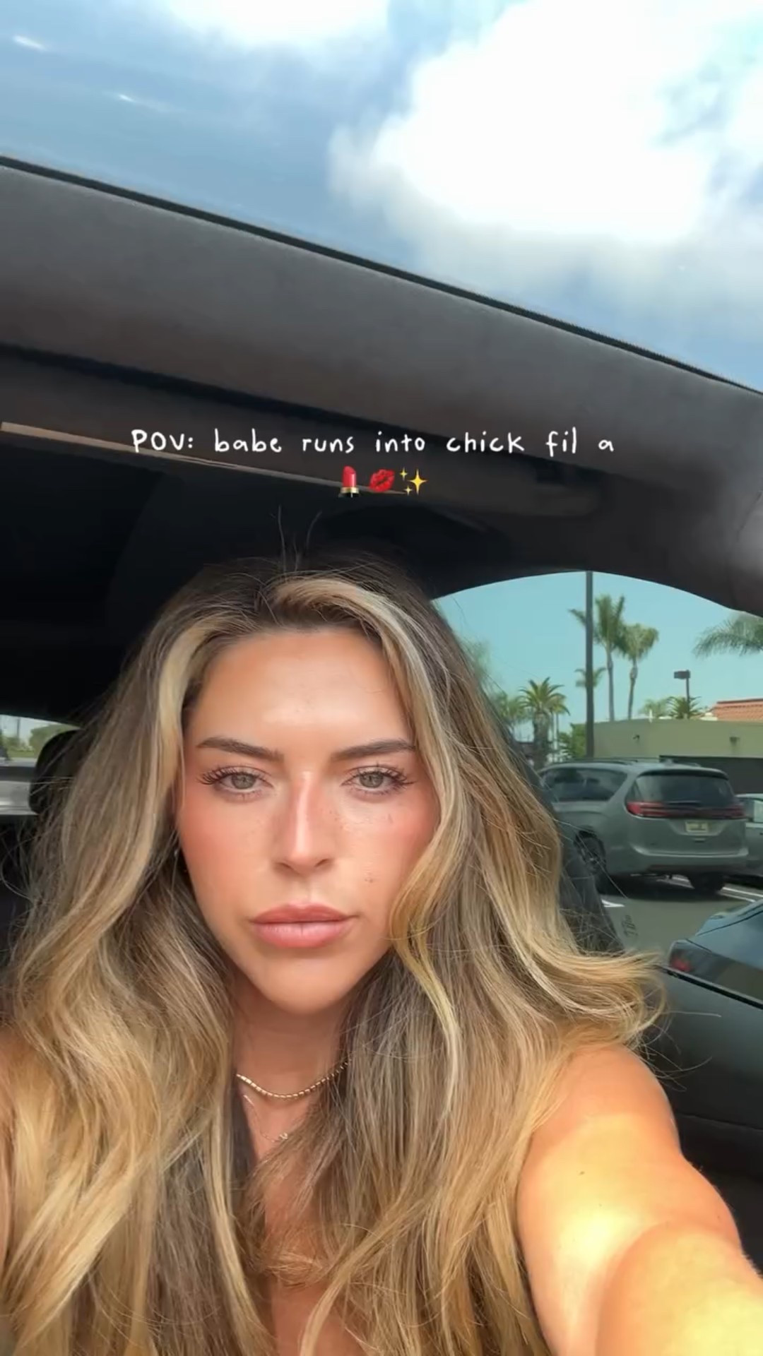 An opportunist what can i say 💄💋✨🫶🏼❤️‍🔥