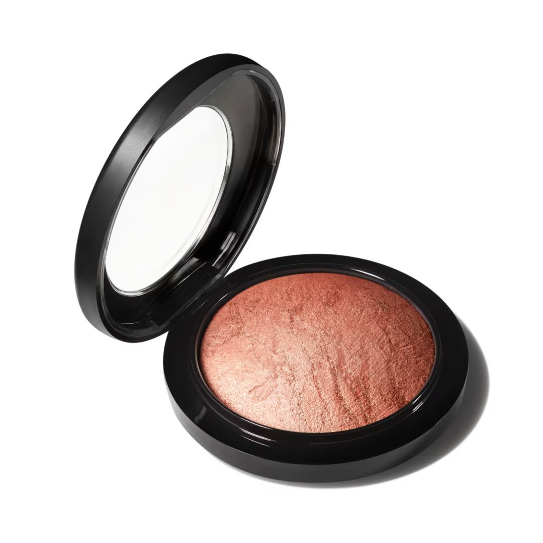 MAC Mineralize Skinfinish - Highlighting Powder | MAC Cosmetics | MAC Cosmetics - Official Site | MAC Cosmetics (US)