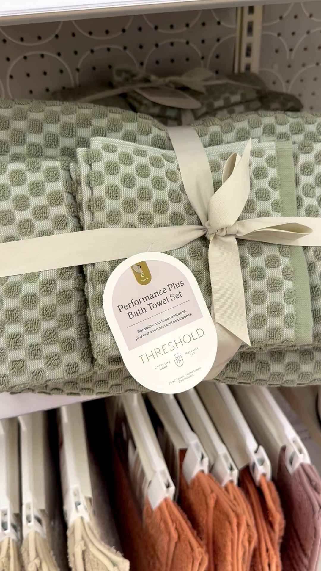 I found the cutest bath towel set! Comes in multiple colors! 

#LTKHome #LTKSaleAlert #LTKmomlife