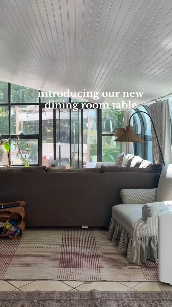 Round vs Rectangle Dining Table — I Was on the Wrong Side for Years 

 #LTKootd #LTKHome #LTKSaleAlert