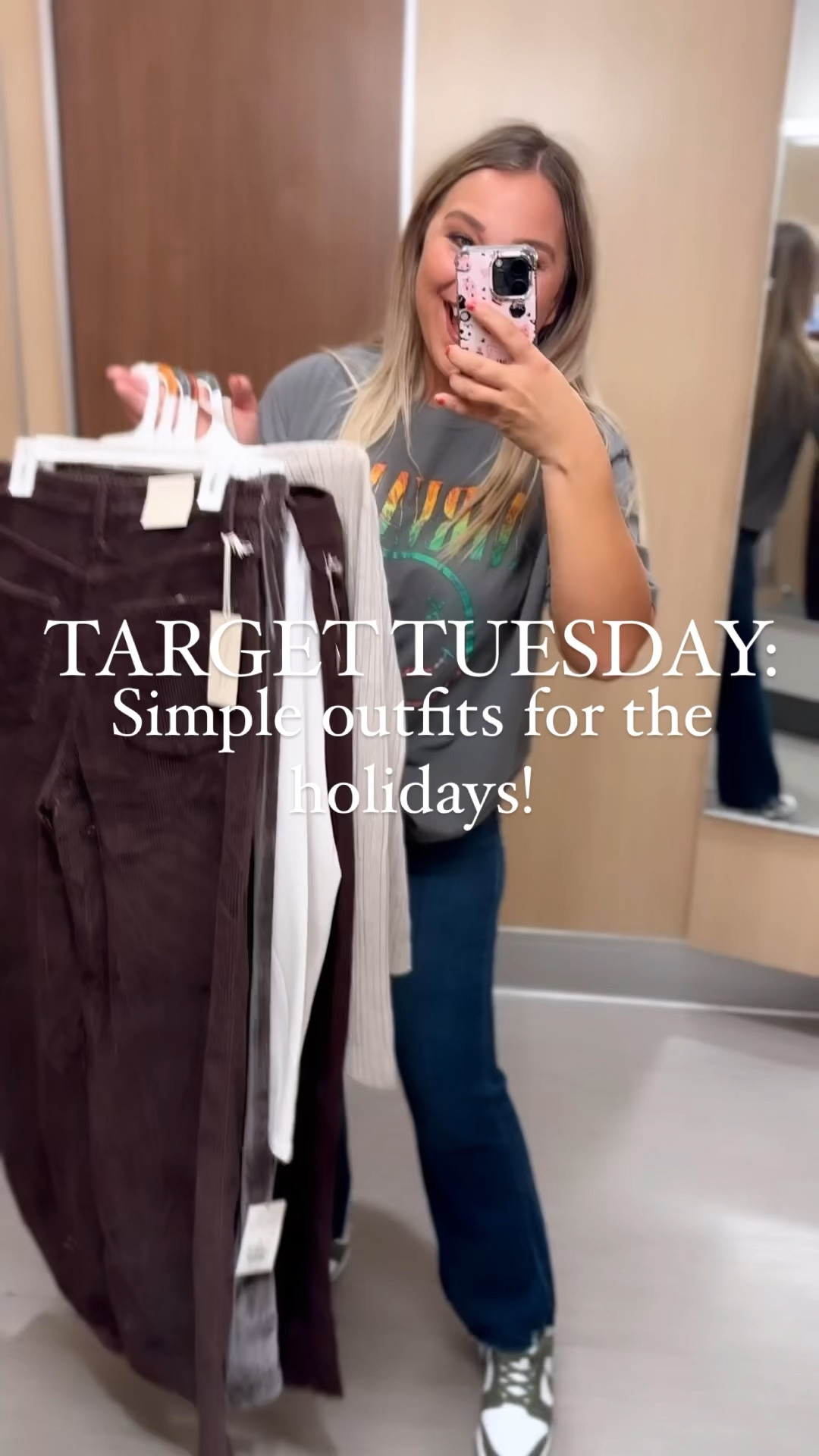 Simple looks for the holidays with fun trouser bottoms! 


Target Tuesday 
Target style 
Target haul
Midsize fashion 
Christmas outfit ideas
Holiday outfit ideas
Thanksgiving outfits
Holiday party outfits 
Holiday party 



#LTKmidsize #LTKSeasonal #LTKHoliday