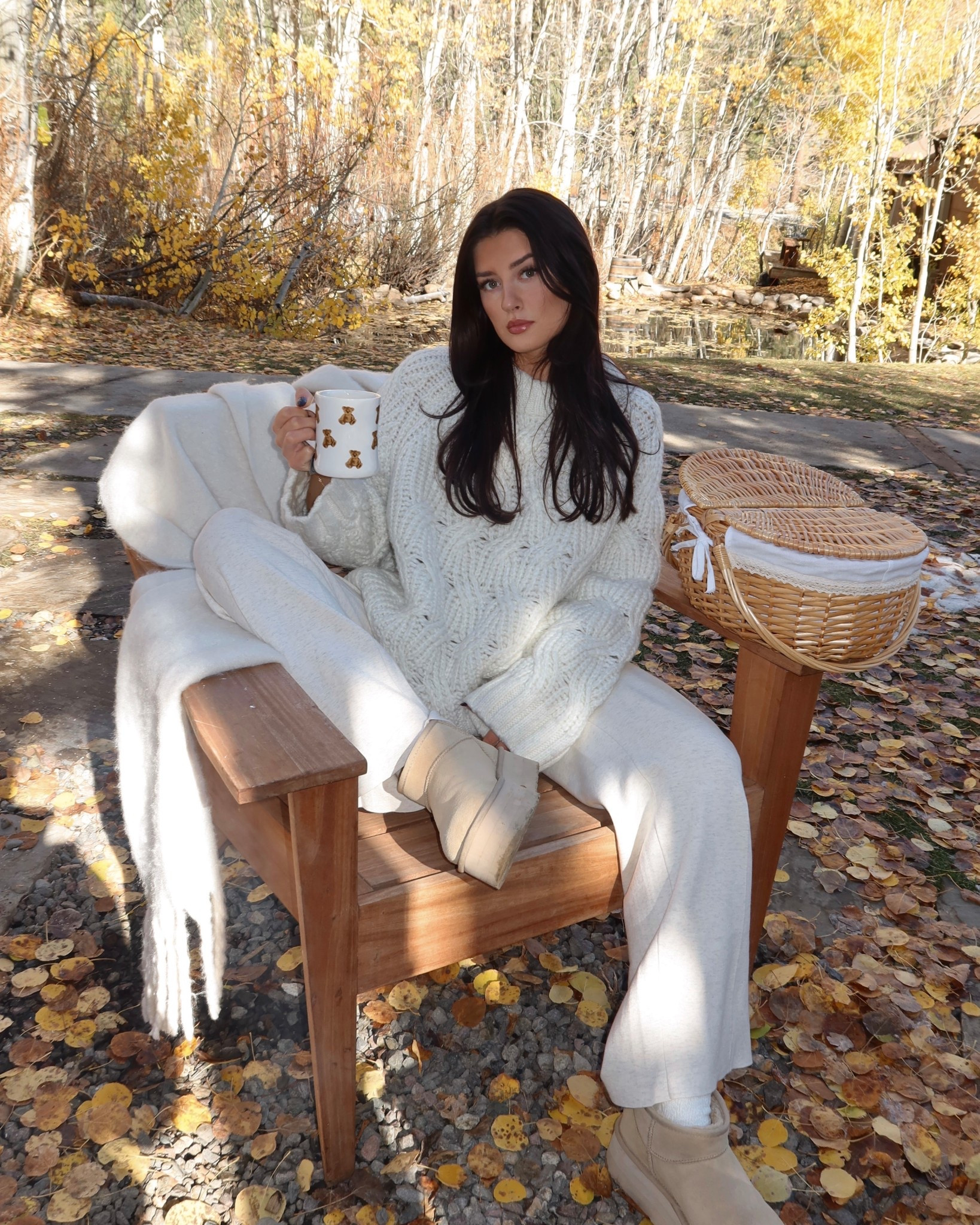 Bundled up🪵🕯️

#LTKStyleTip #LTKFindsUnder100 #LTKShoeCrush