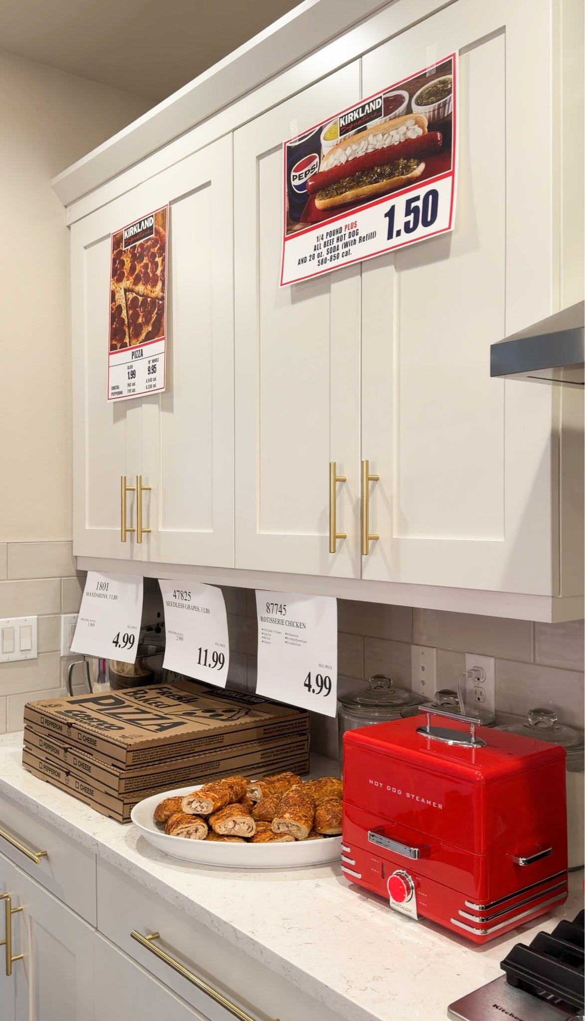 Sharing the Etsy digital file I bought for the Costco signs! 


Costco themed birthday party, red aprons, red balloons, index card stock, hot dog steamer, backdrop stand, clamps