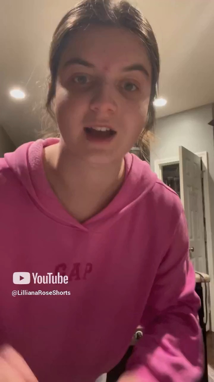 GYM OOTD

leggings: lululemon white camo (not sold anymore)

#LTKFindsUnder100 #LTKFitness #LTKBeauty