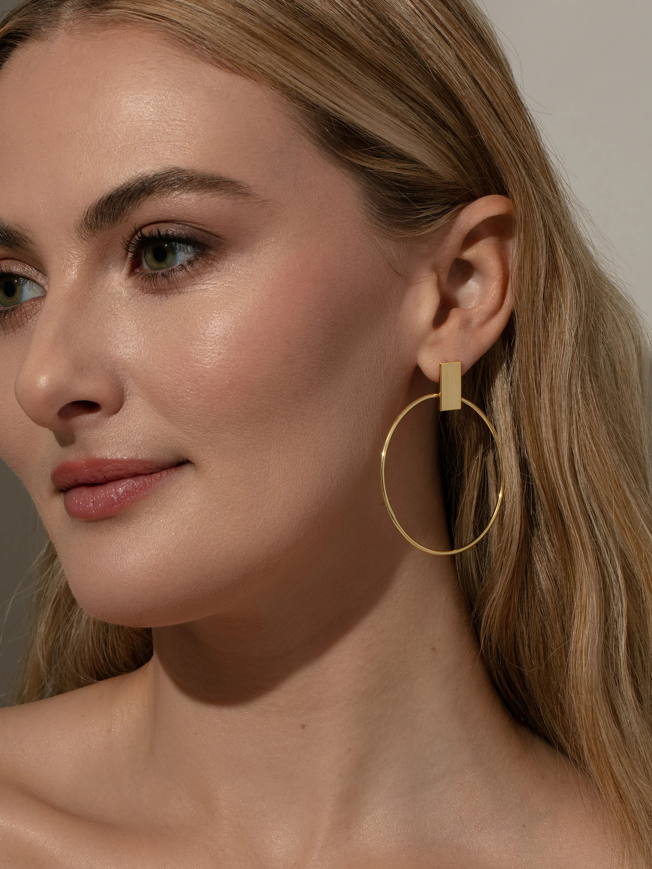Washington Square Statement Hoop Earrings in Gold | Uncommon James | Uncommon James
