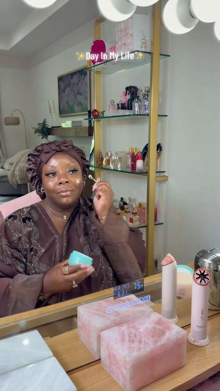 We can’t pour from a empty cup can we?? 🧖🏾‍♀️💕✨ Spend some “me time” w/ me! Day in my life… Morning Routine… Cleaning… Laundry.  #selfcareroutine #CleanTok #cleanhome #organizedhome #asmr 

 #LTKdayinmylife #LTKmorningroutine #LTKHome