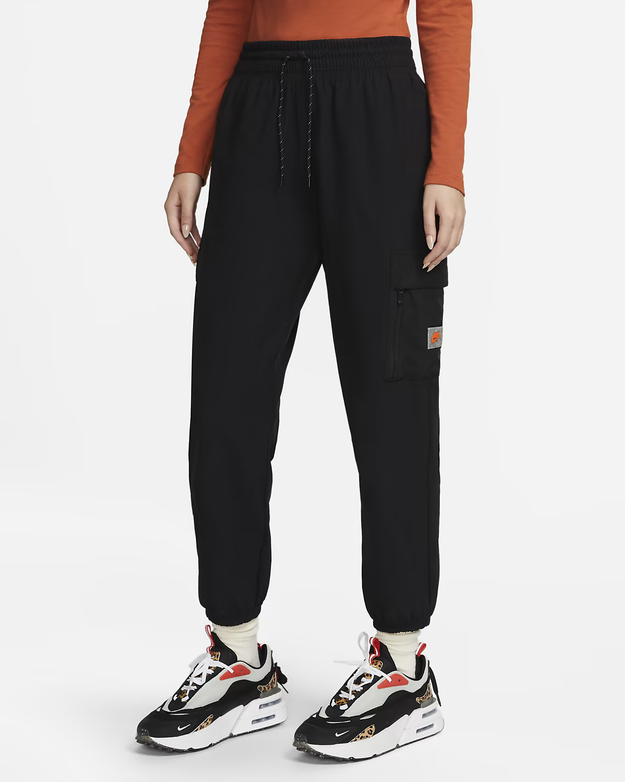 Women's Sports Utility Woven Cargo Pants | Nike (US)