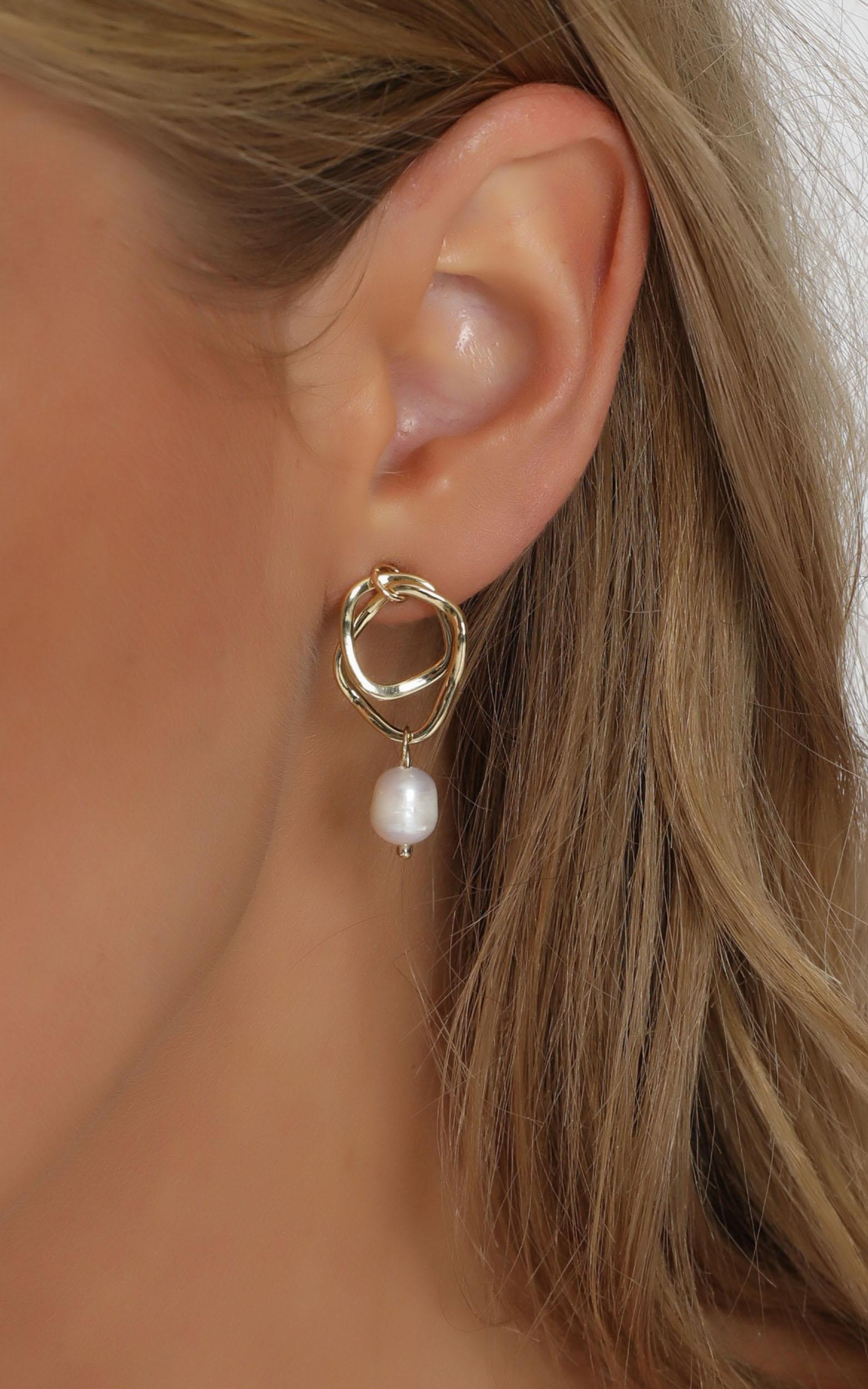 Flora Double Hoop Drop Earring in Gold And Pearl | Showpo (ANZ)