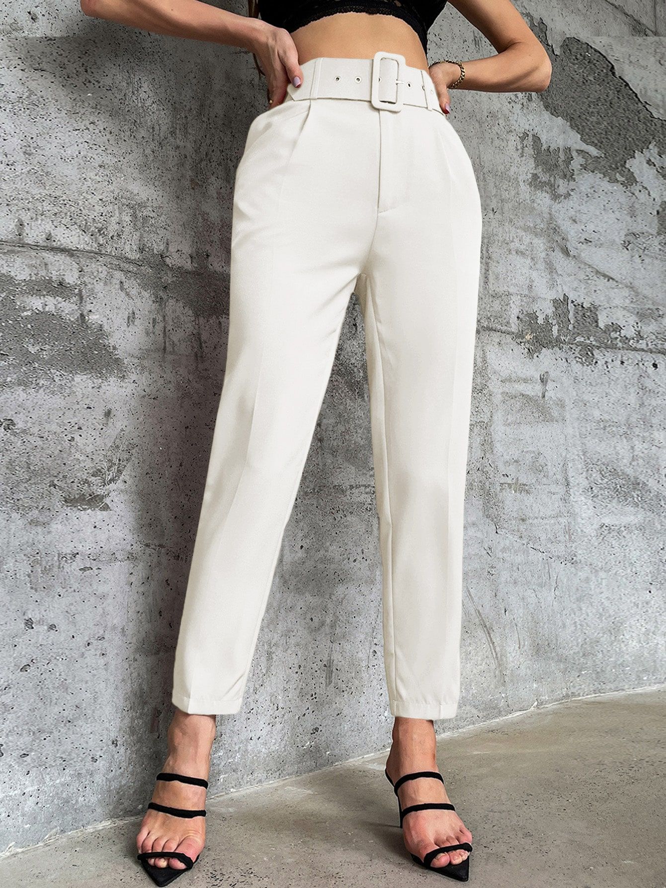 SHEIN Privé Solid Belted Tapered Pants | SHEIN