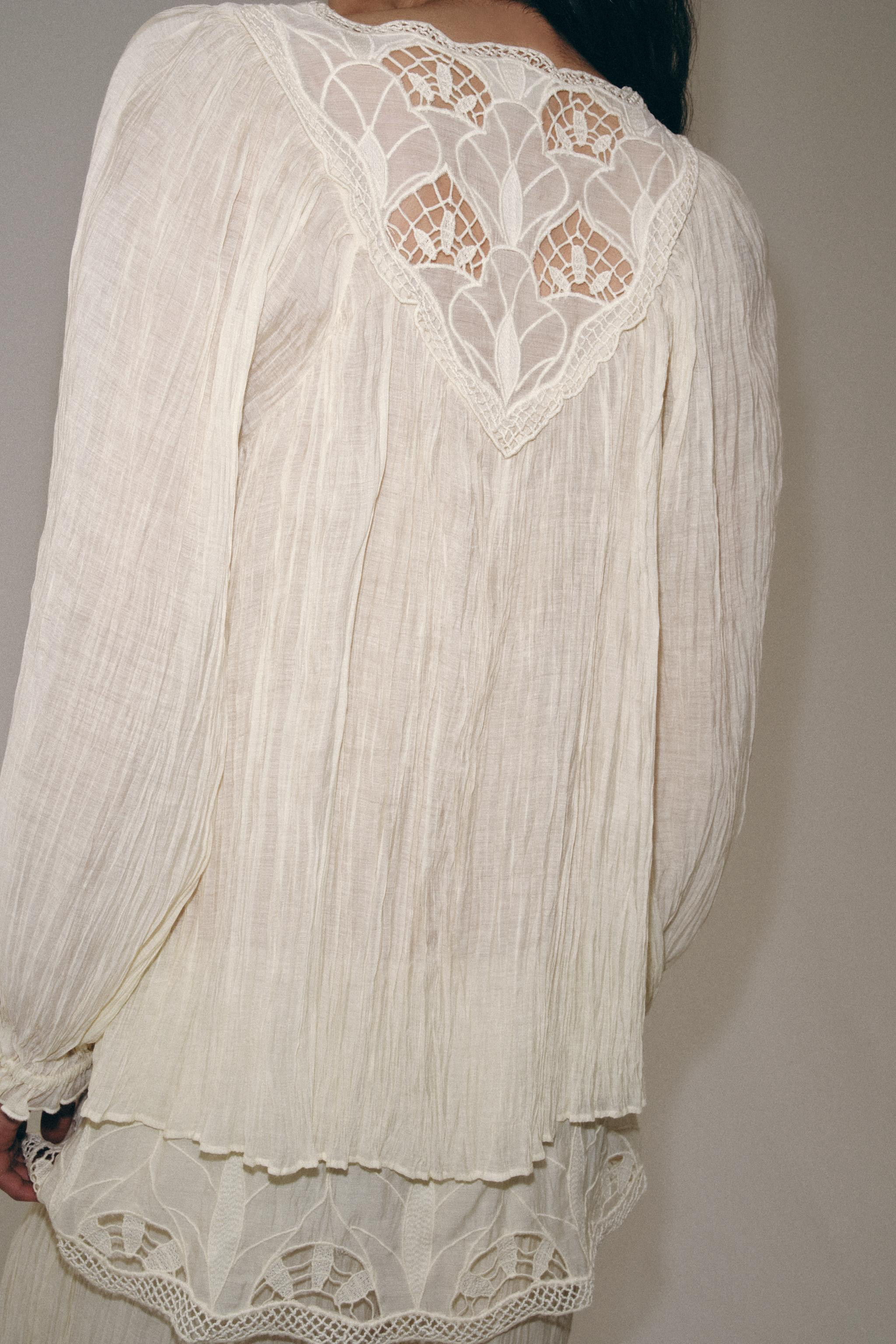 EMBROIDERED CRINKLED BLOUSE ZW COLLECTION | Zara UK