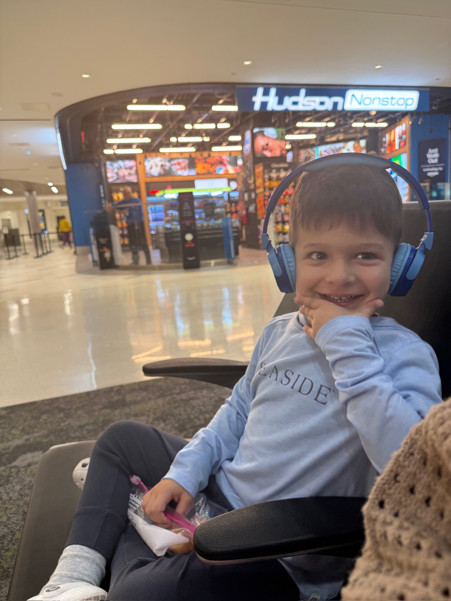 Comfy headphones for kids to wear during travel!

Amazon, amazon headphones, kids headphones, comfy headphones for kids, boy mom, Grace white

#LTKTravel #LTKKids #LTKBaby