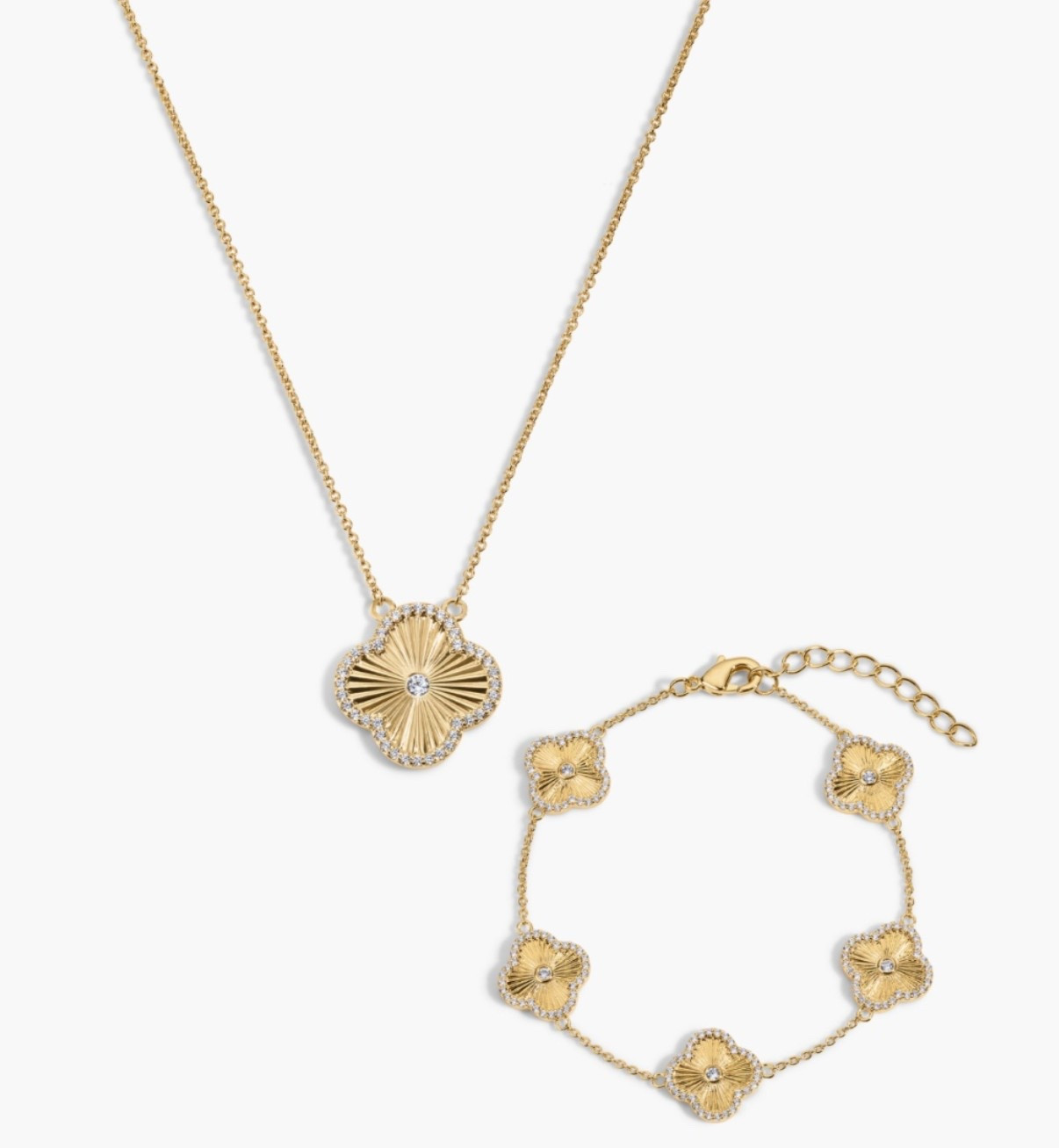 Gifts for mom 
Gift guide 
#ltkbeauty

#LTKGiftGuide #LTKFindsUnder50 #LTKFindsUnder100