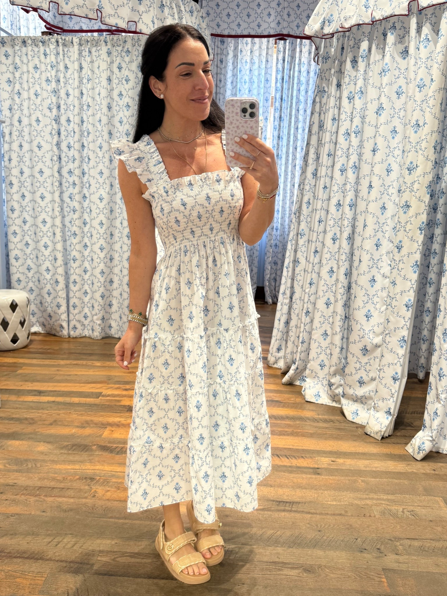 Linked my fave #hillhouse #maxidress and a few great dupes!

#LTKSeasonal #LTKFindsUnder100 #LTKStyleTip