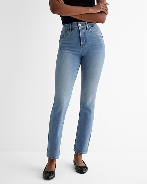 High Waisted Light Wash '90s Slim Jeans | Express