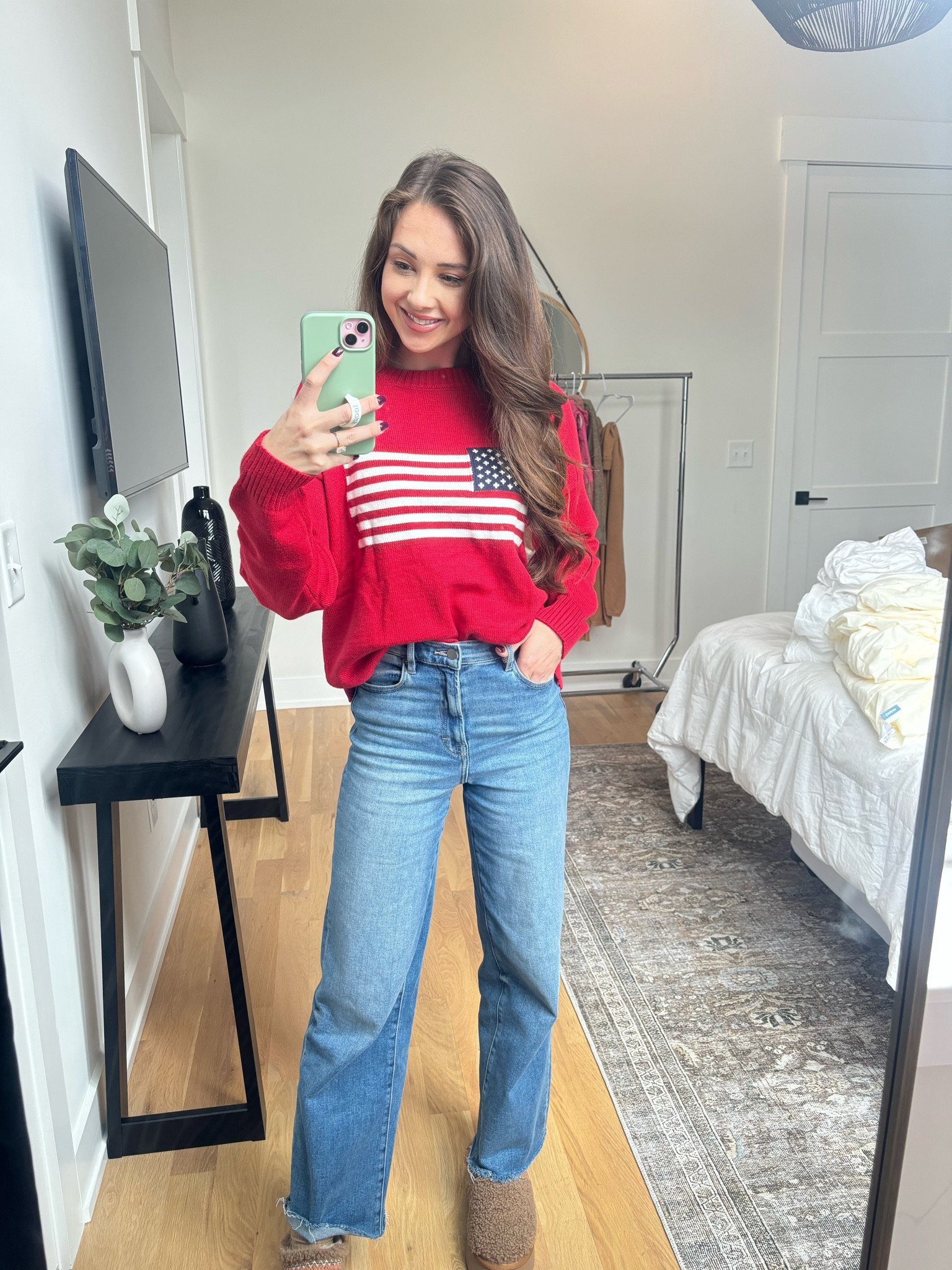 Women's Oversized American Flag Sweater

Long sleeve, crew neck, fall, winter 
