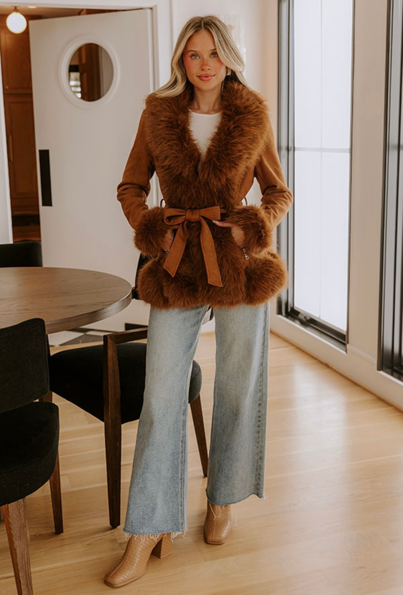 What I’m loving from Impressions 🧸

Suede Jacket// Jackets// Fall Fashion// Winter Fashion// Impression Boutique //Faux Fur Jacket 

#LTKStyleTip #LTKFindsUnder100 #LTKGiftGuide