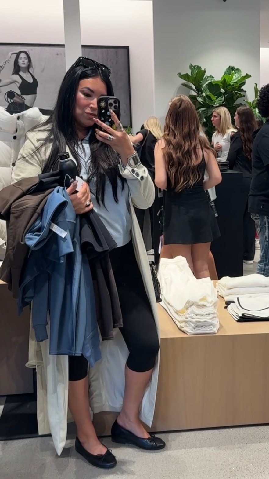 Capri leggings 
Ootn
Polo sweater


#LTKOver40 #LTKdayinmylife #LTKStyleTip