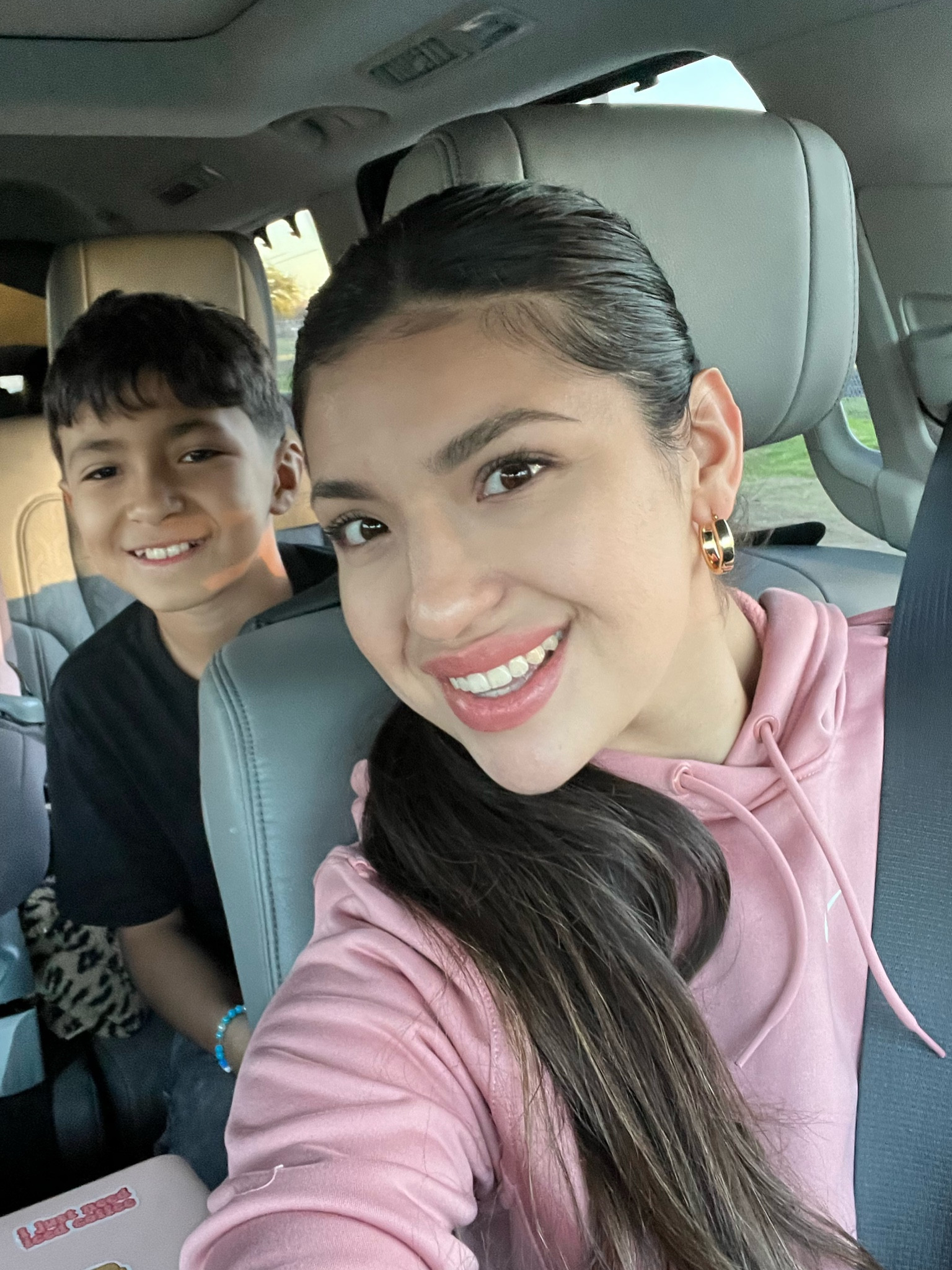 My fav Nike sweater is on SALE! perfect cropped fit during this Winter season. It’s soooo buttery soft! Size M 

#LTKfindsunder100 #LTKsalealert #LTKMostLoved