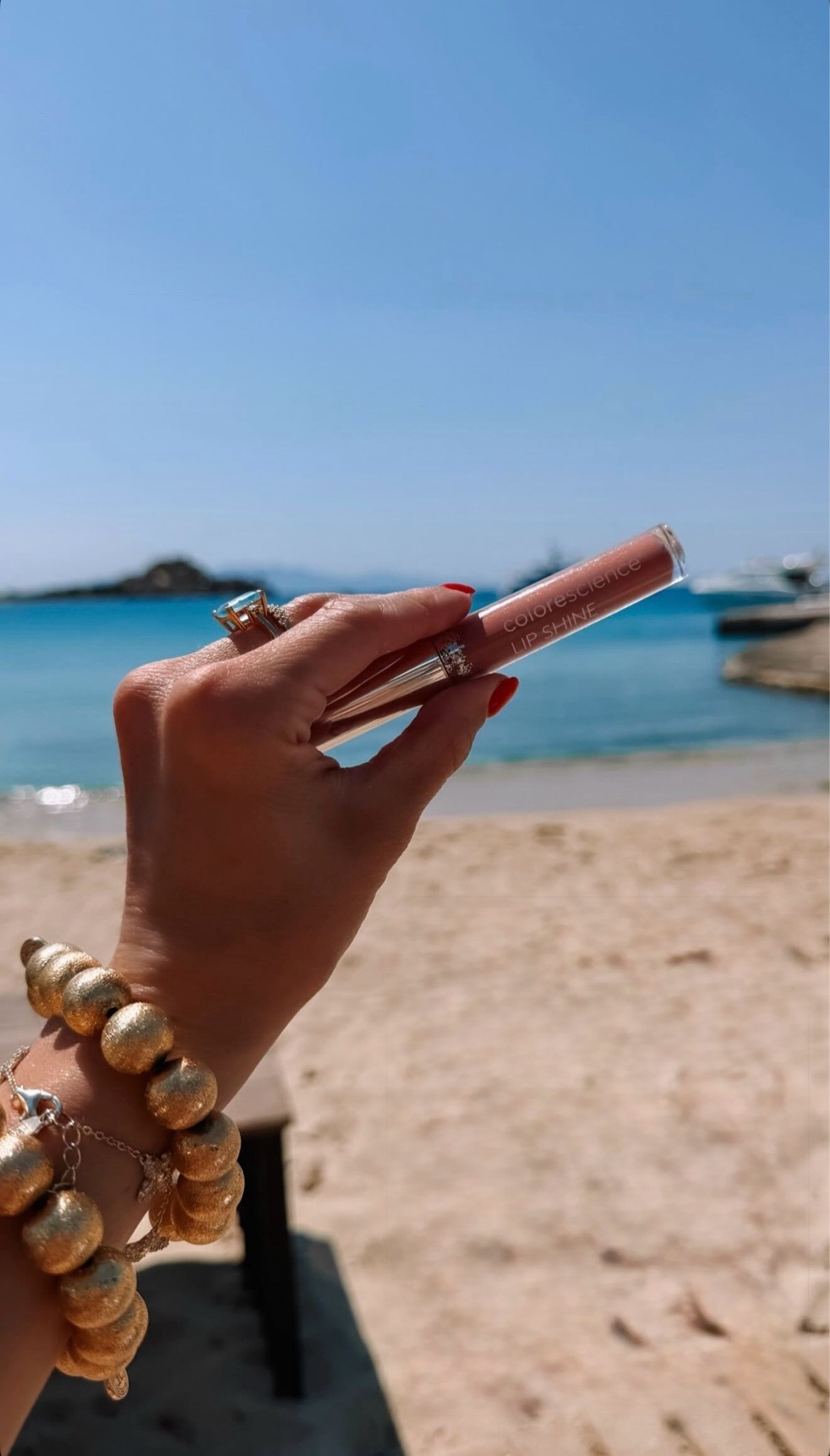 my summer go to lippie 💗

lip gloss, neutral lip gloss, everyday lip combo, glossy lips, natural makeup look, beach makeup, summer beauty essentials, vacation makeup, dewy makeup look, clean girl aesthetic, no makeup makeup, bronzed glow, sun kissed skin, gold jewelry stack, statement bracelets, beach day essentials, travel beauty must haves, purse essentials, minimal beauty routine, effortless beauty, summer glam, glossy lip shine, hydrating lip gloss, coastal beauty vibe

#LTKgrwm #LTKselfcare #LTKBeauty
