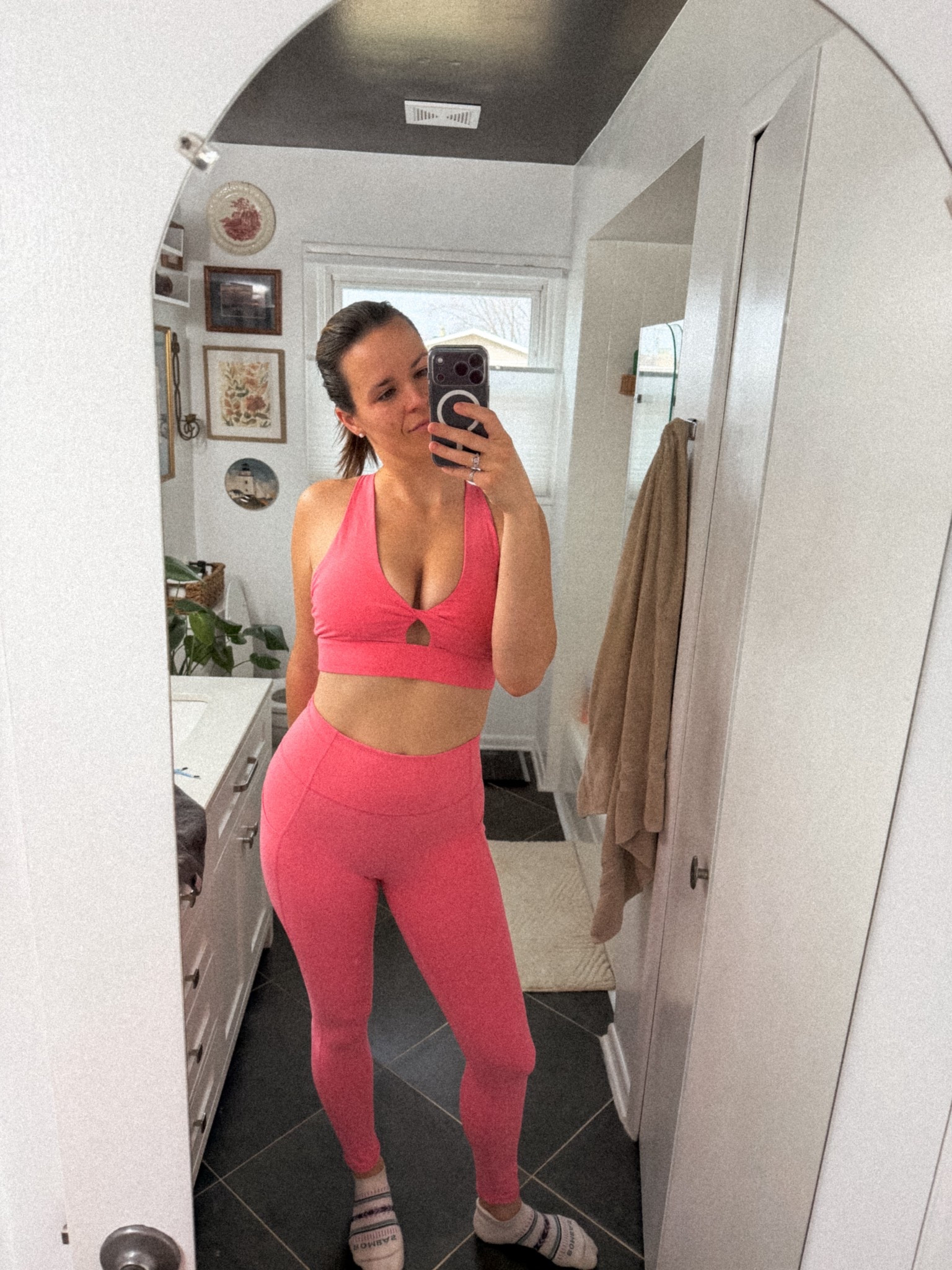 the cutest fabletics set!!💗🎀 

#LTKgrwm #LTKootd #LTKdayinmylife