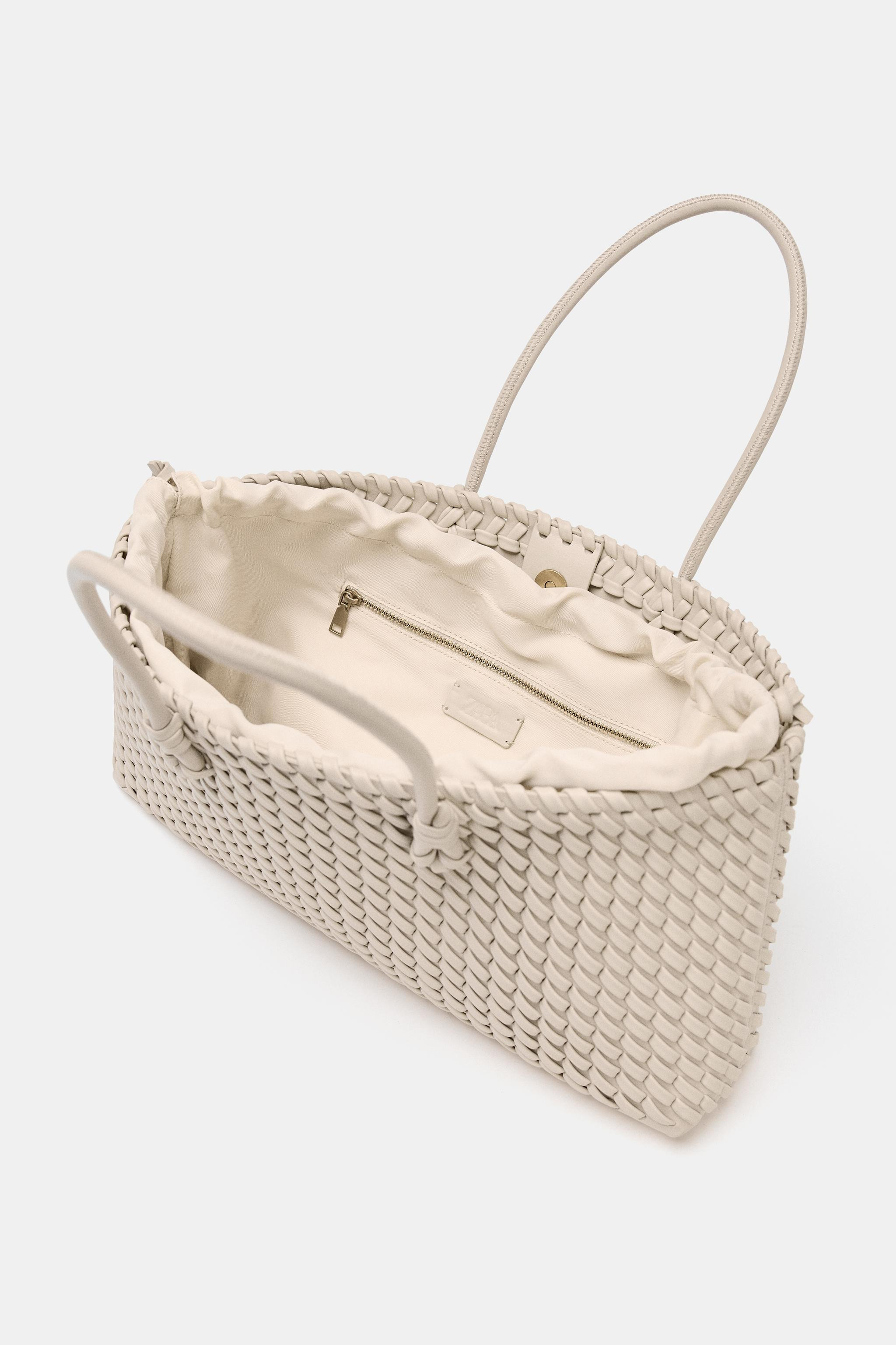 ELONGATED WOVEN SHOPPER | Zara Canada