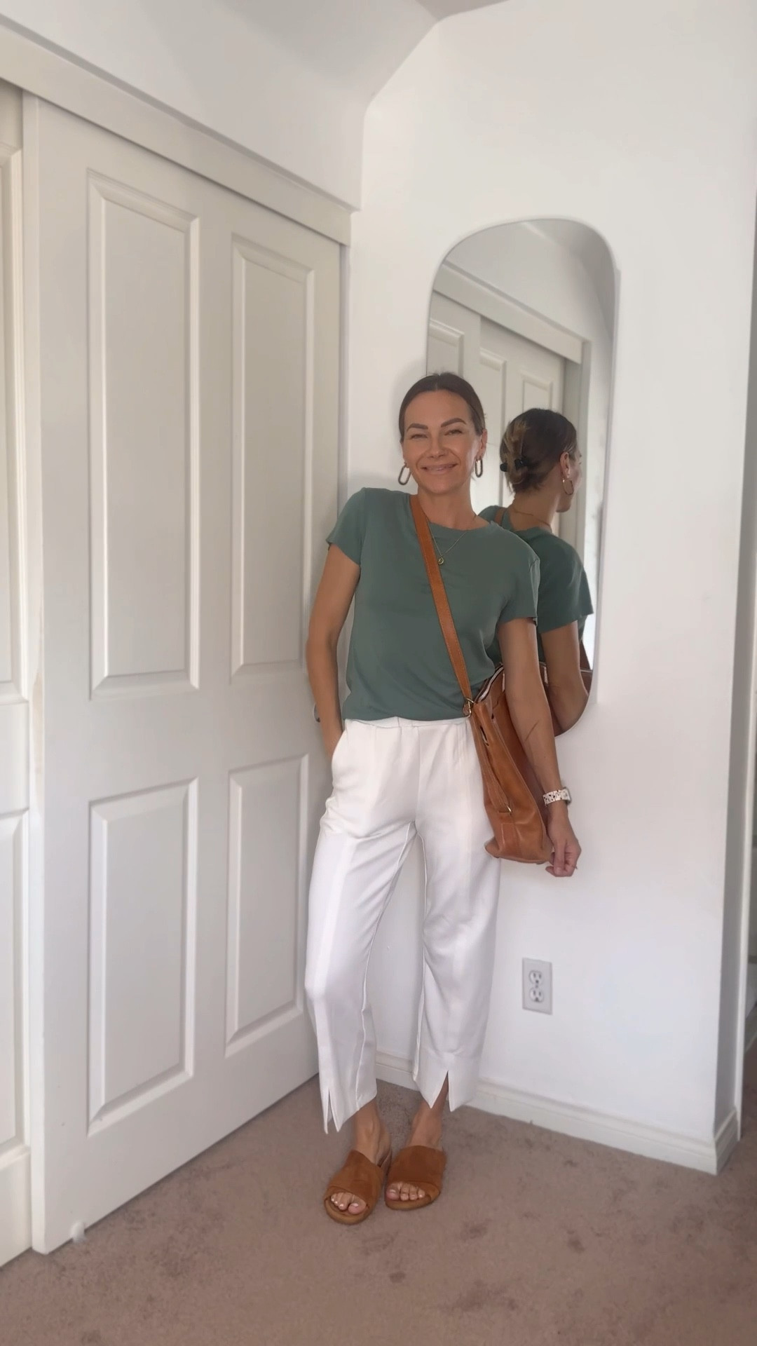I am absolutely loving these white pants. They look like dress pants, fit like sweatpants, and feel lightweight and breathable. PERFECT for most seasons, truly! I'm also obsessed with the leather bag.
The
shoes??? An absolute fave!! The suede is amazingly soft and they're insanely comfortable. Definitely worth the price tag!

#LTKWorkwear #LTKShoeCrush #LTKStyleTip