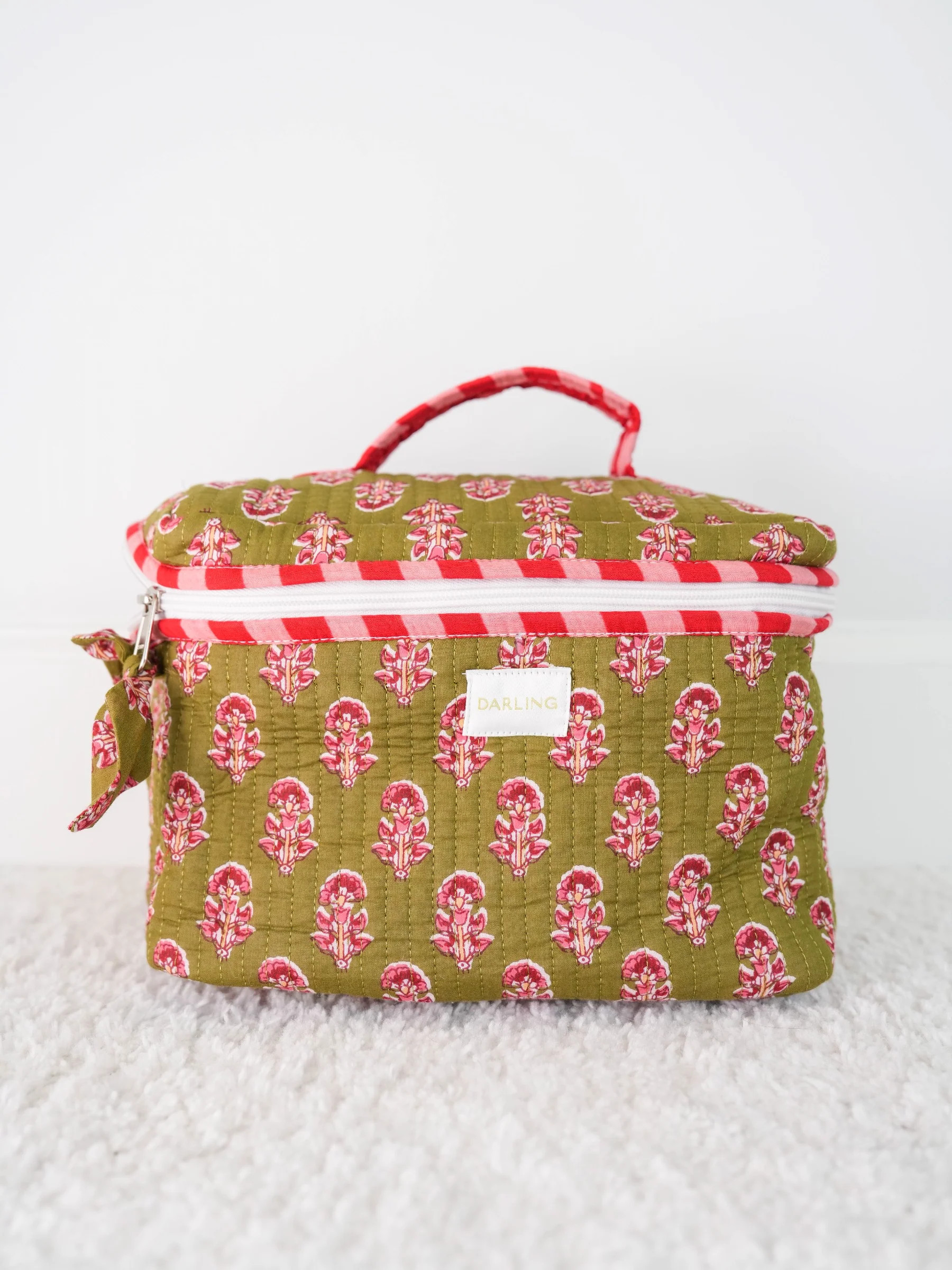 Quilted Train Case - Mossy Blush Bloom | Darling Loungewear